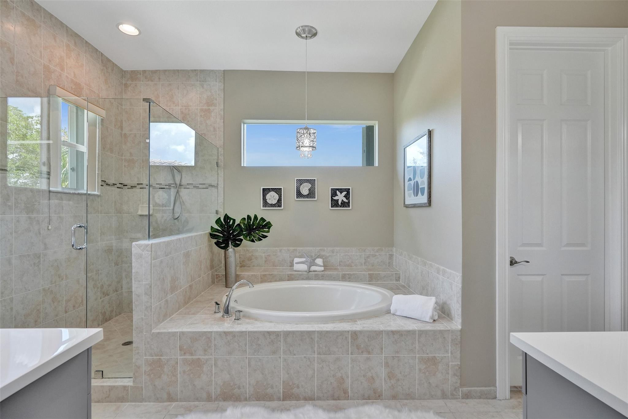 8050 NW 126th Ter