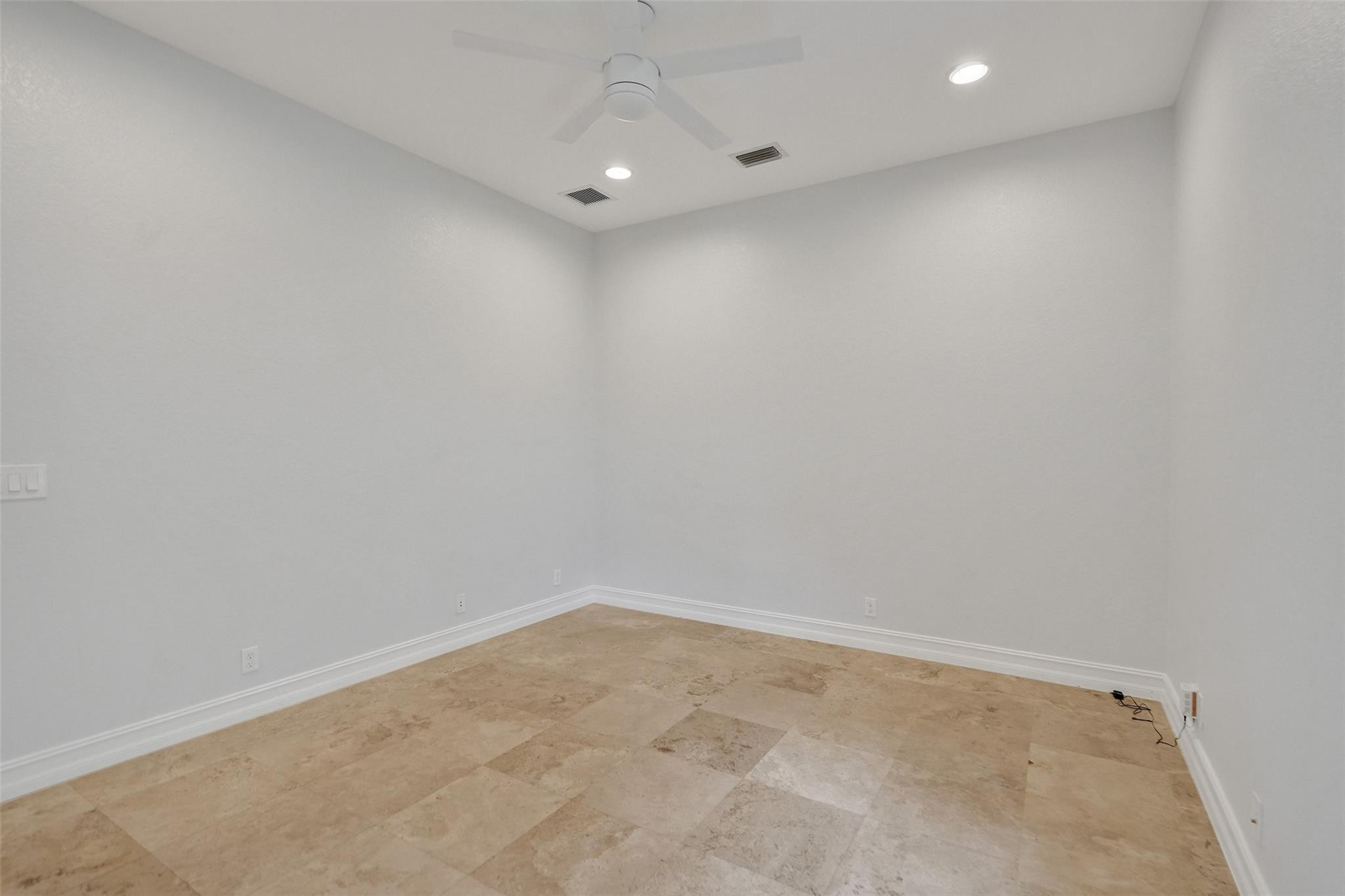 8050 NW 126th Ter