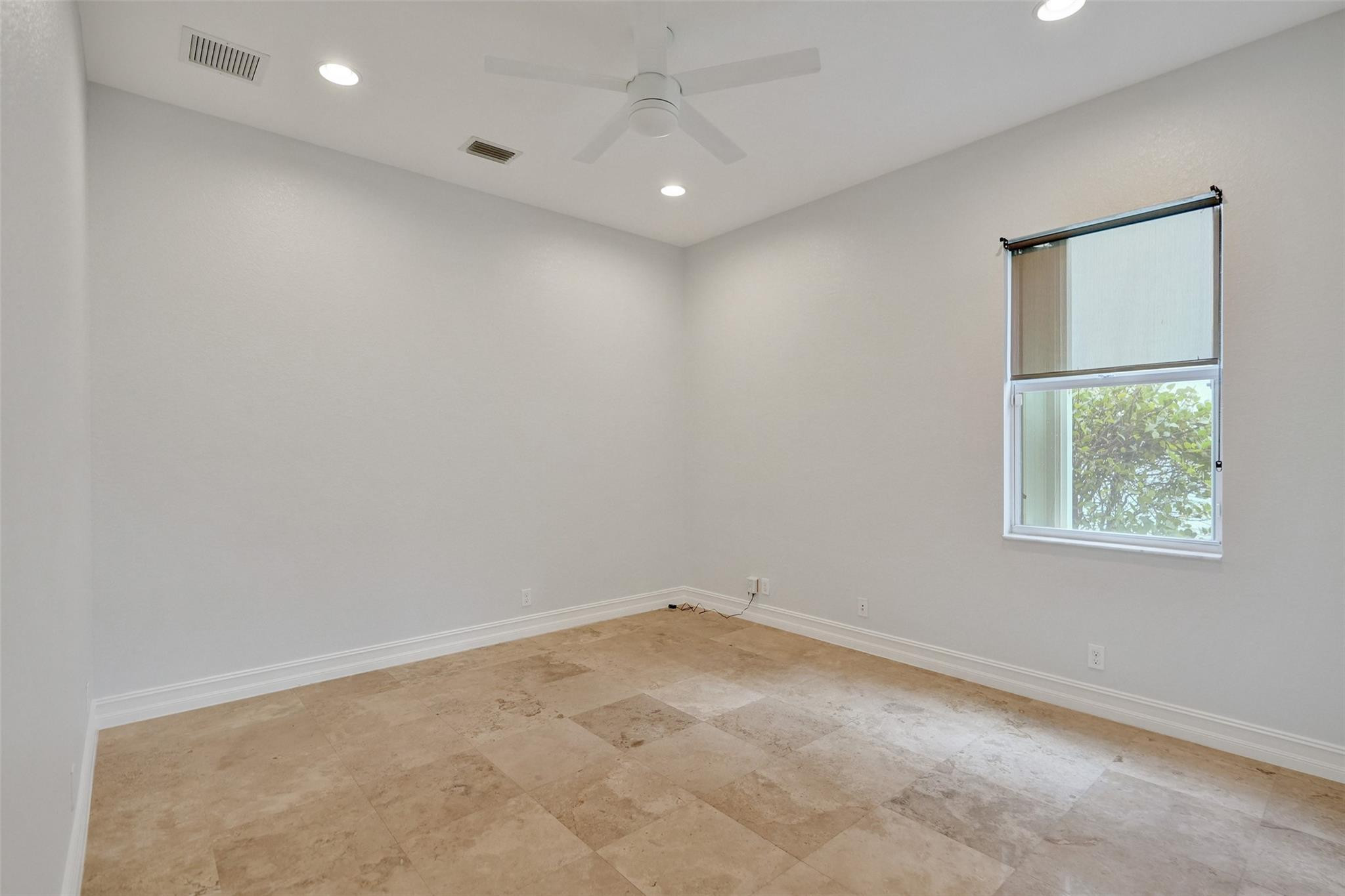 8050 NW 126th Ter