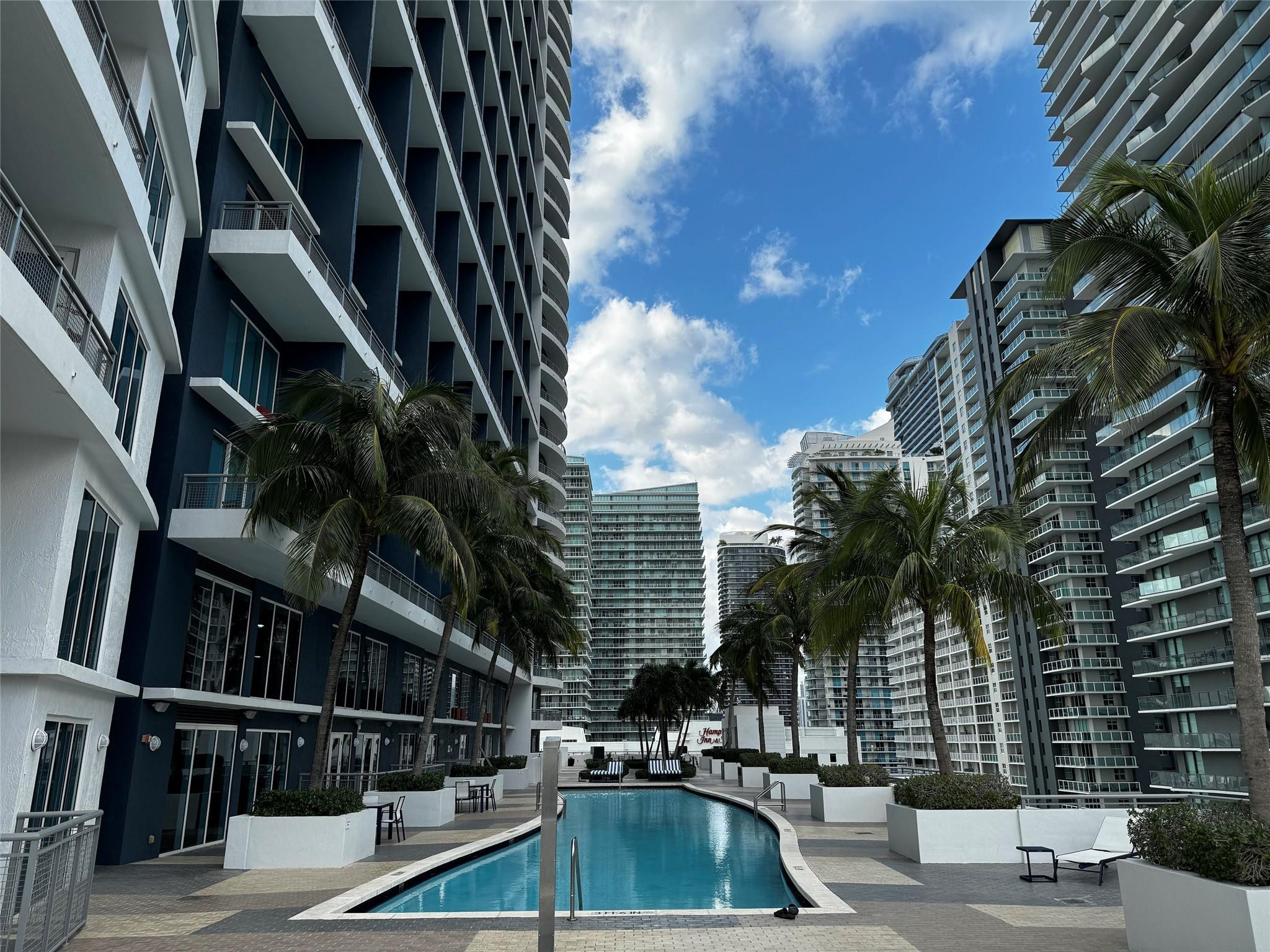 60 SW 13th St 1103
