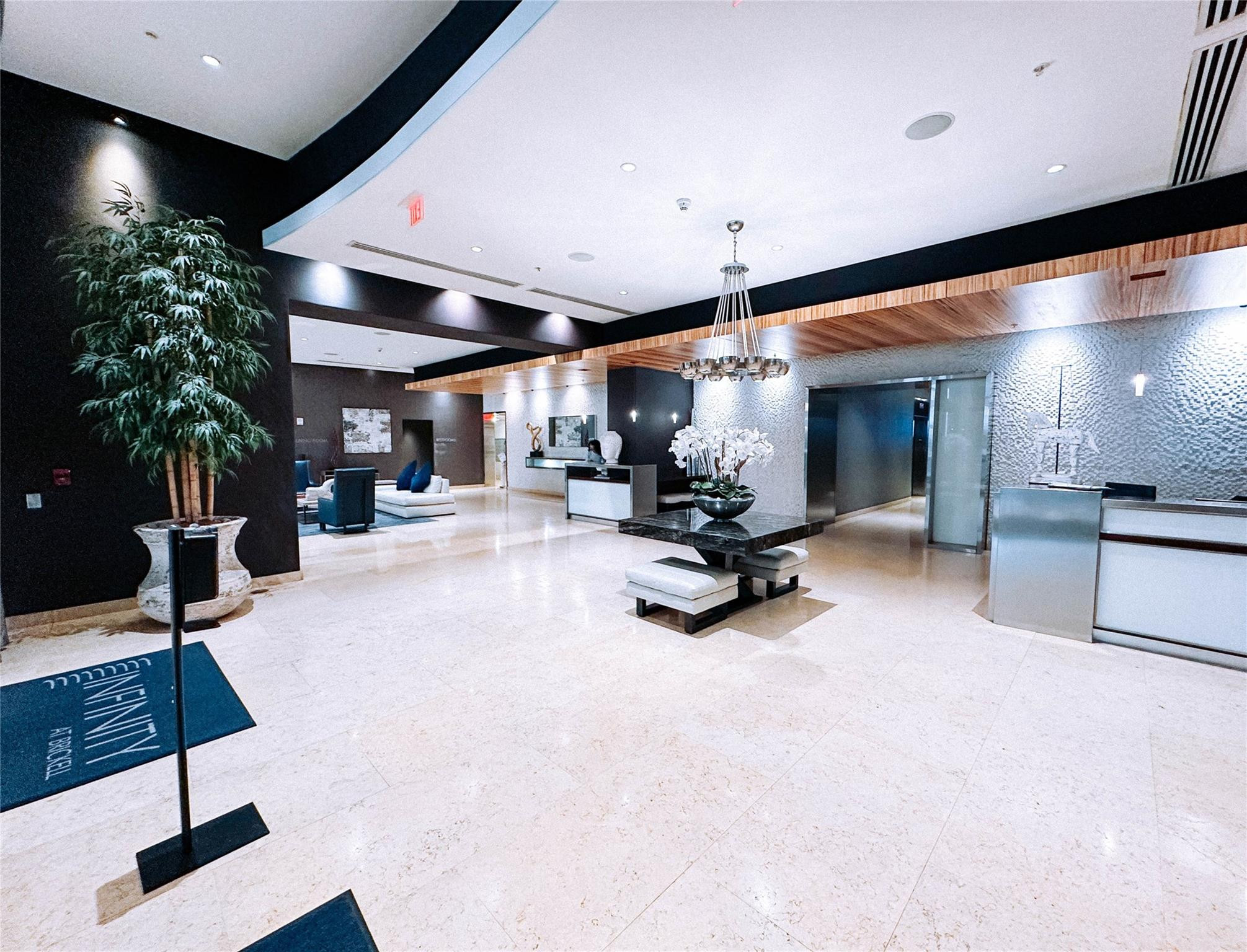 60 SW 13th St 1103