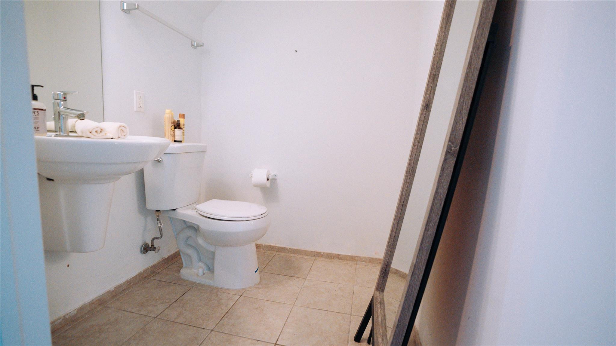 60 SW 13th St 1103