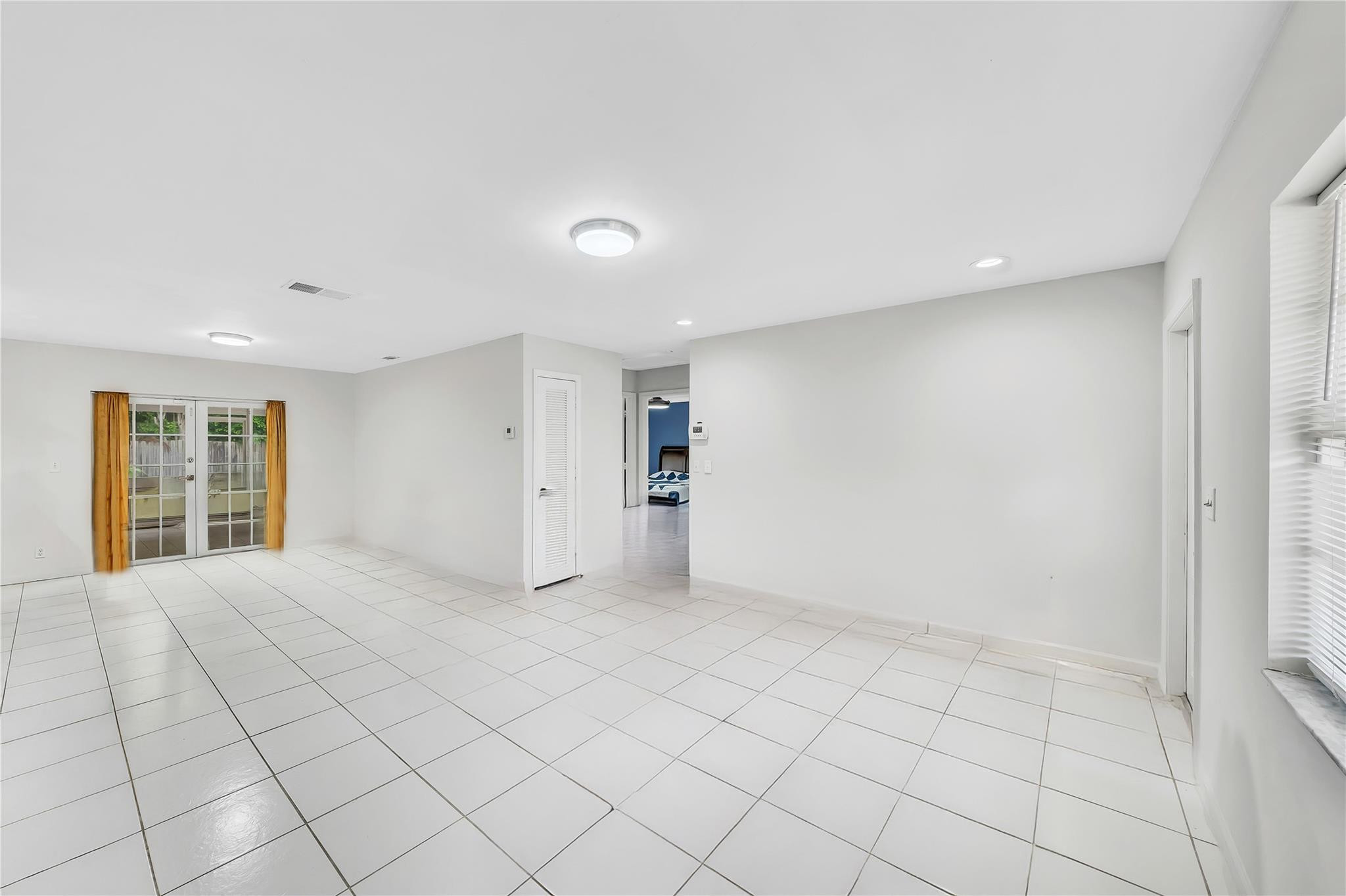 9976 Liberty Rd