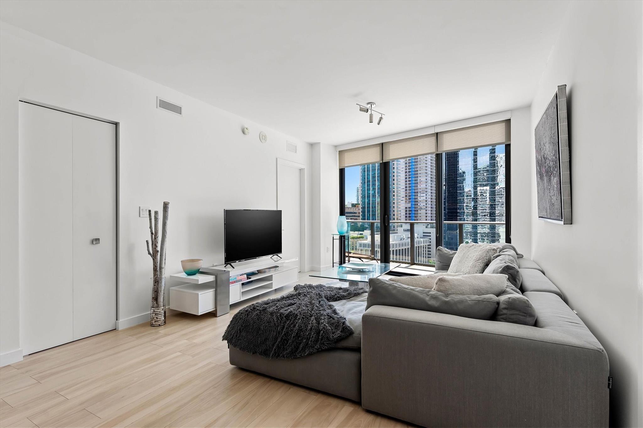 1300 S Miami Ave 1102