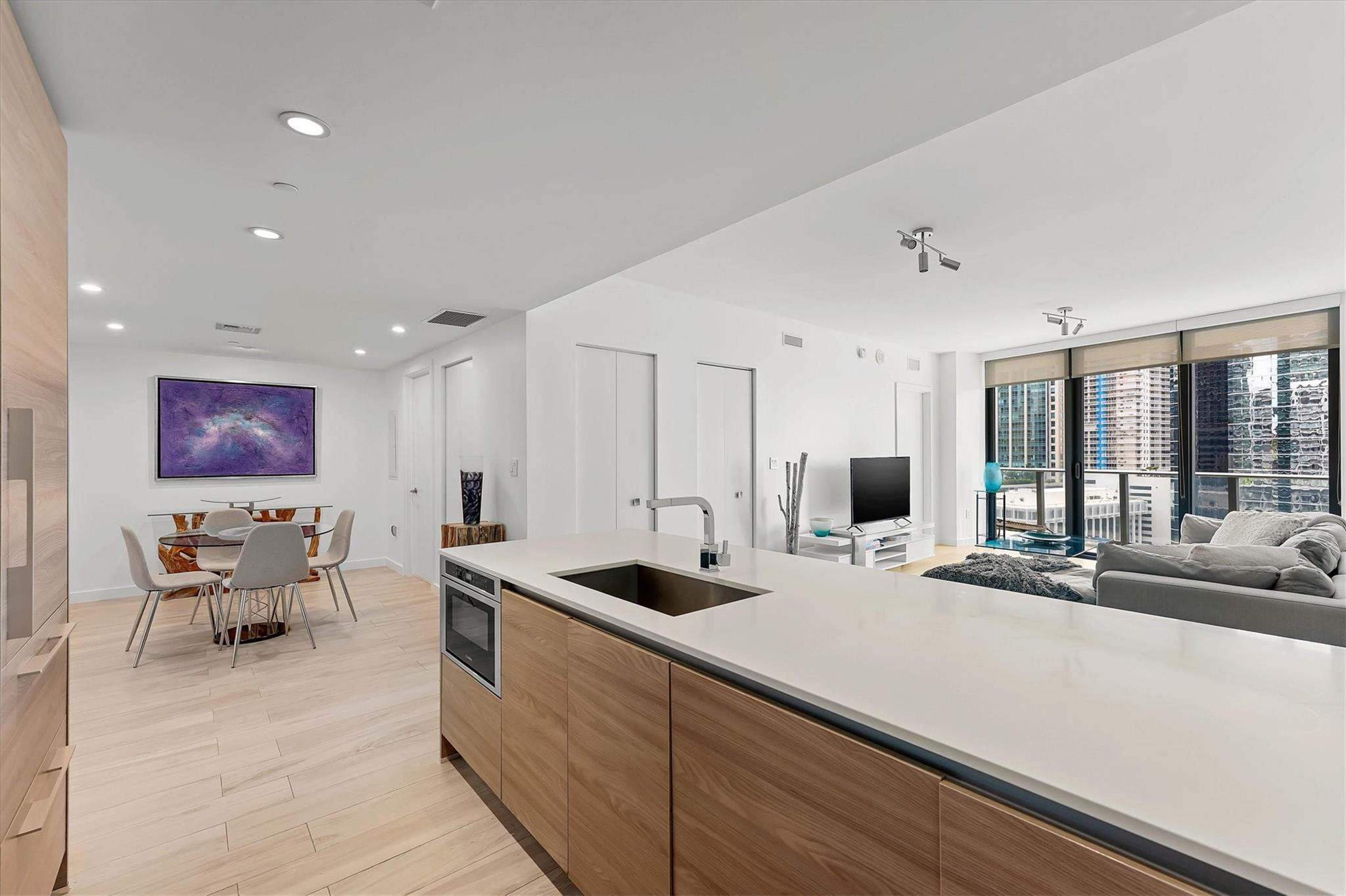 1300 S Miami Ave 1102