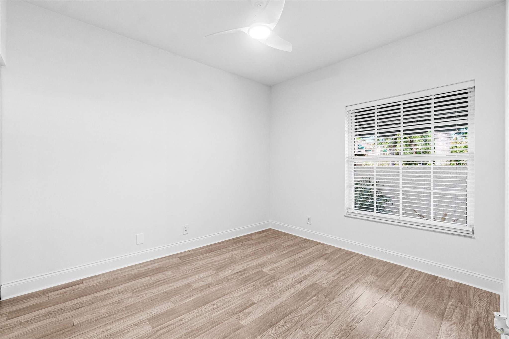 6510 Via Regina 6510