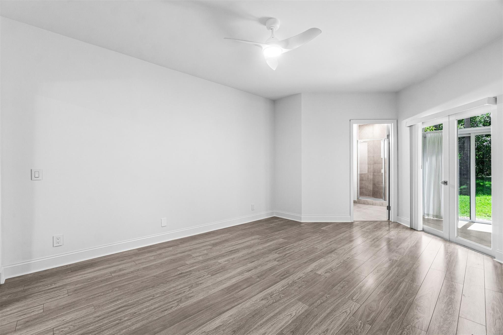 6510 Via Regina 6510