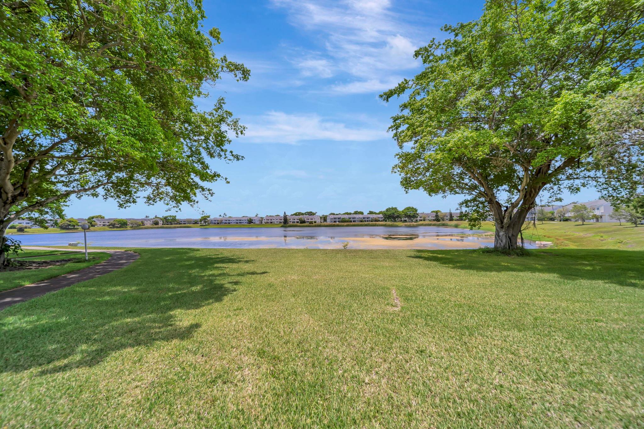 3461 NW 44th St 206