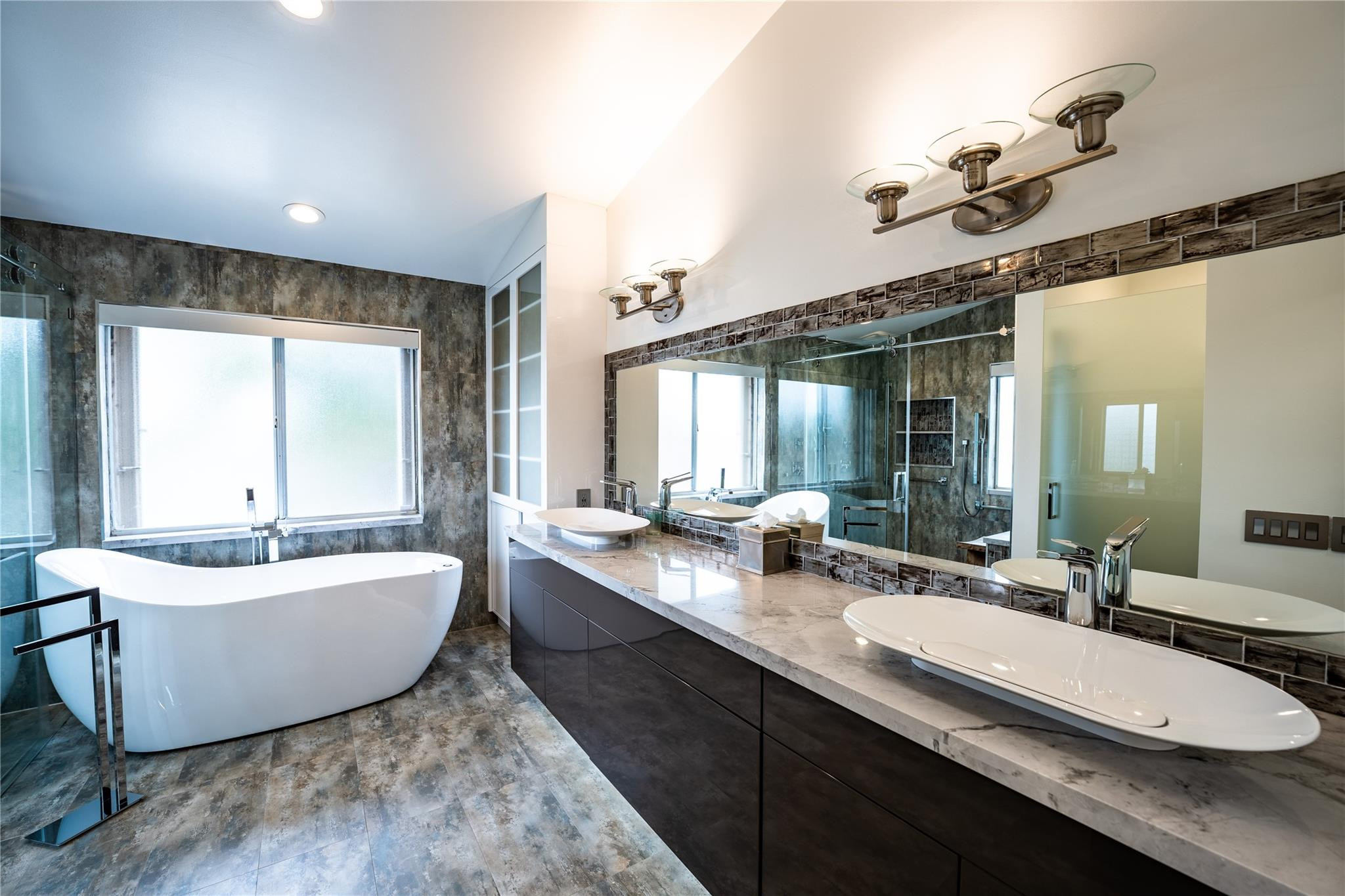 10770 Fox Glen Dr