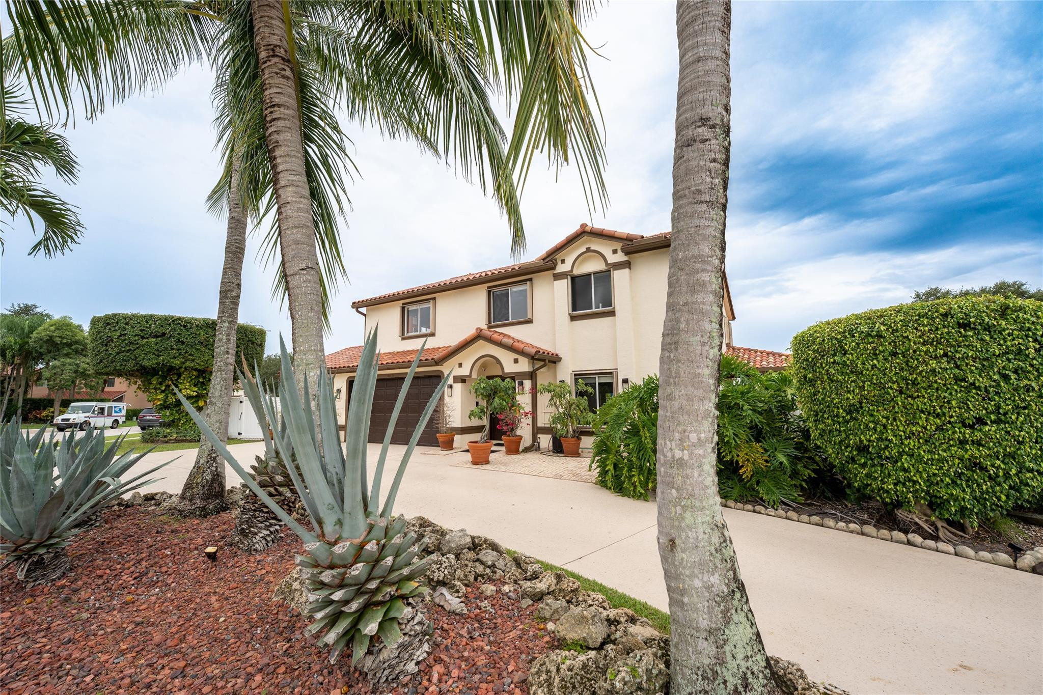 10770 Fox Glen Dr