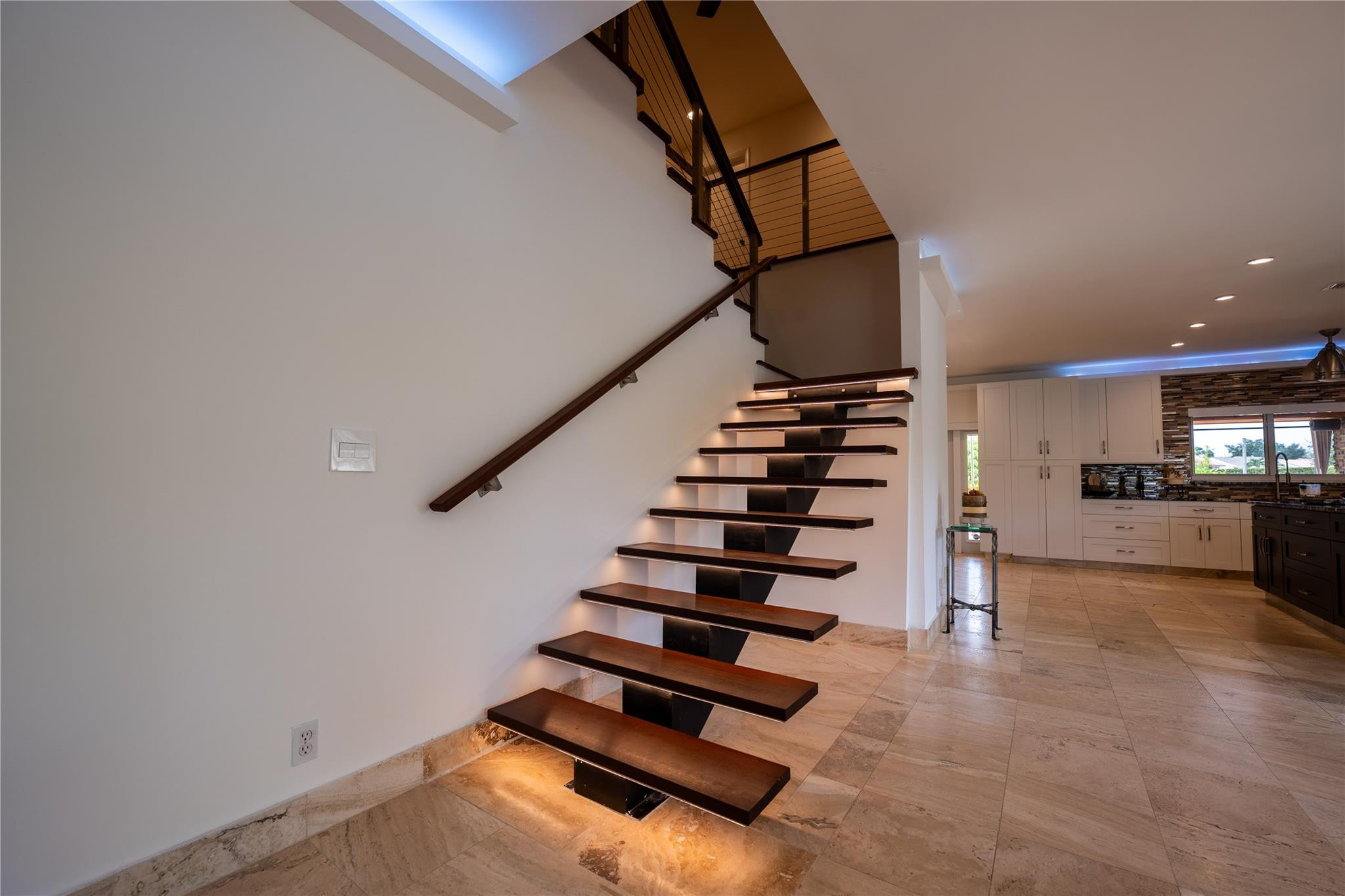 10770 Fox Glen Dr
