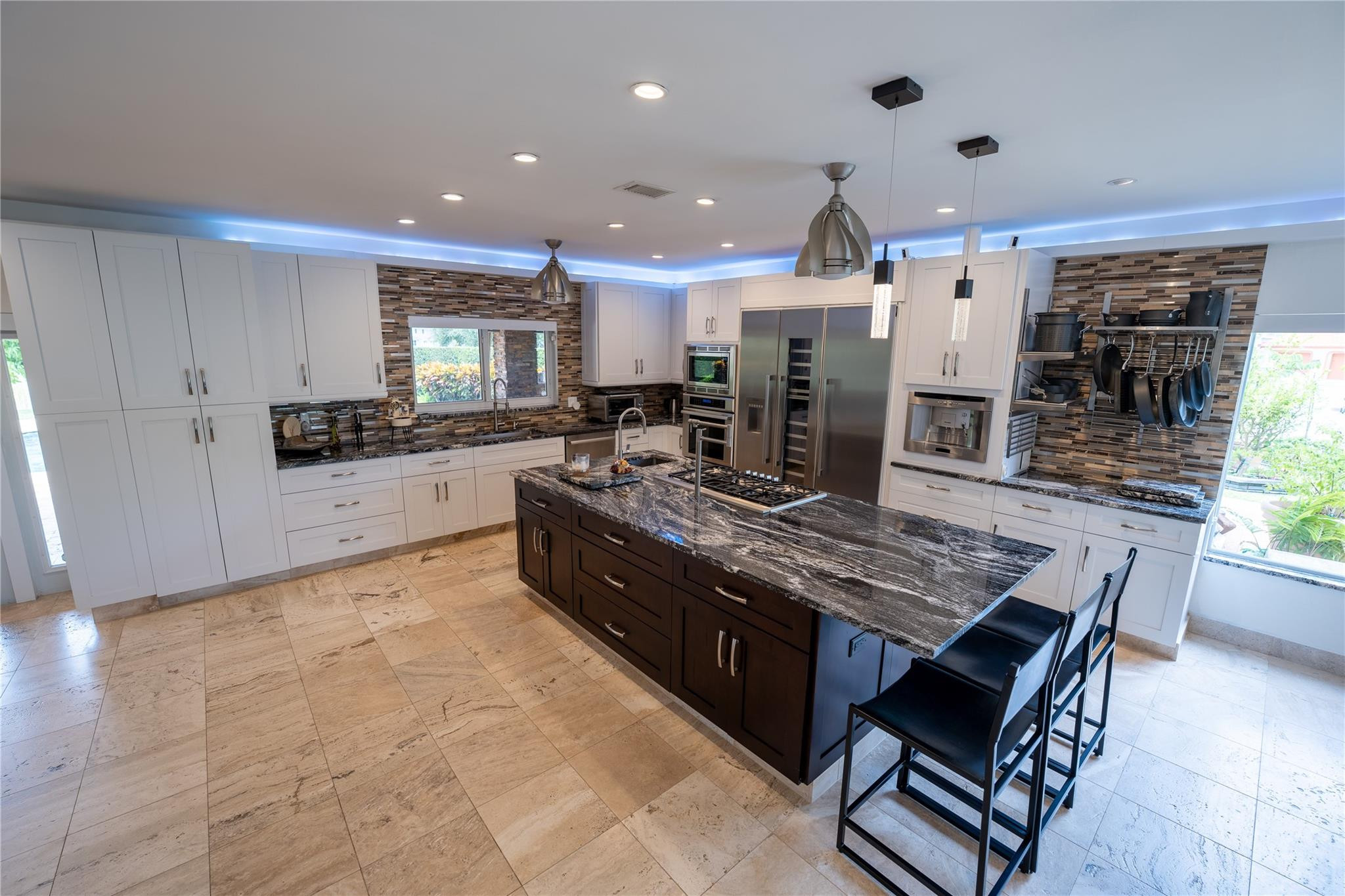 10770 Fox Glen Dr