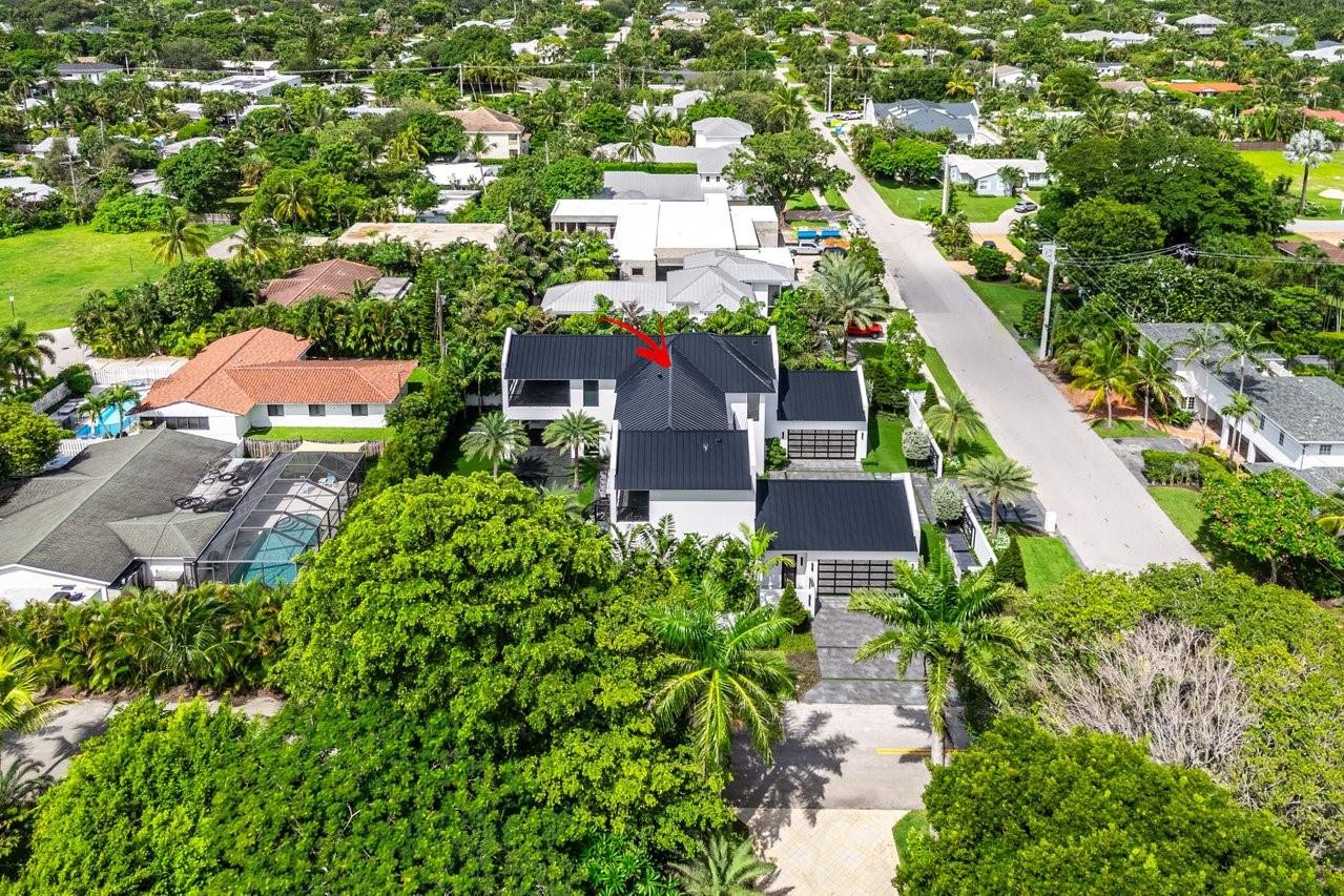 202 NW 7th St