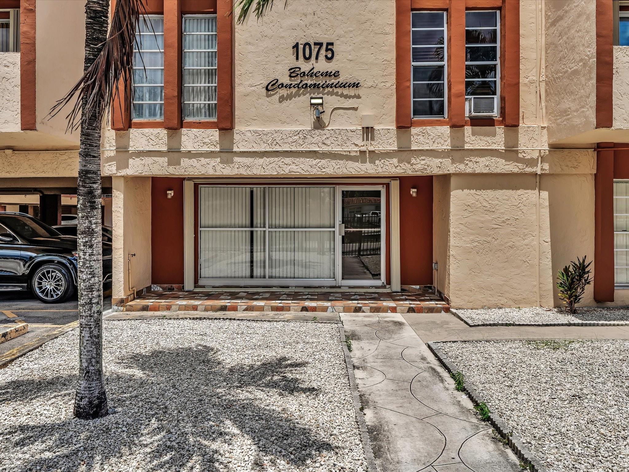 1075 W 68th St 203