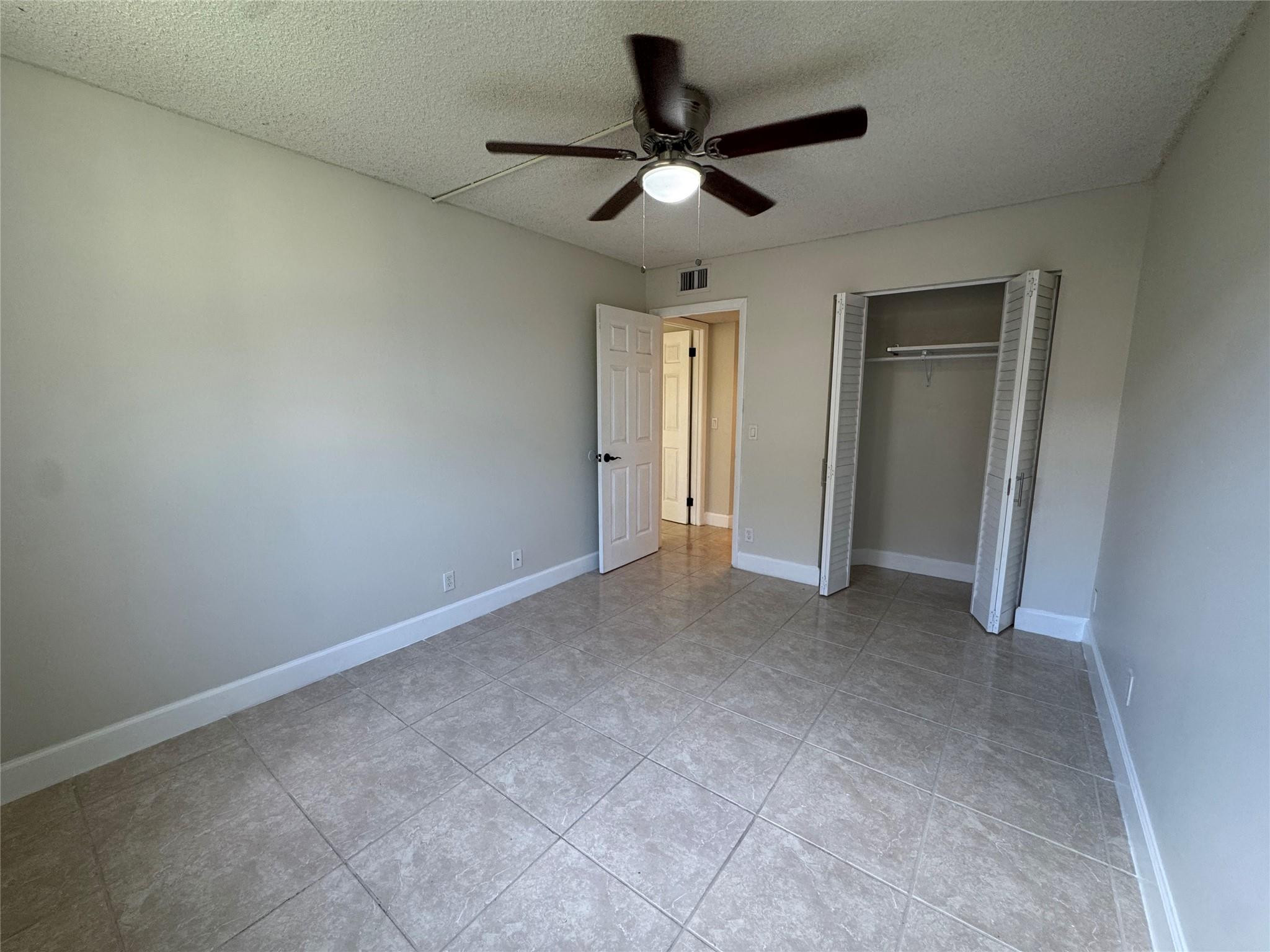 9033 W Wiles Rd 208