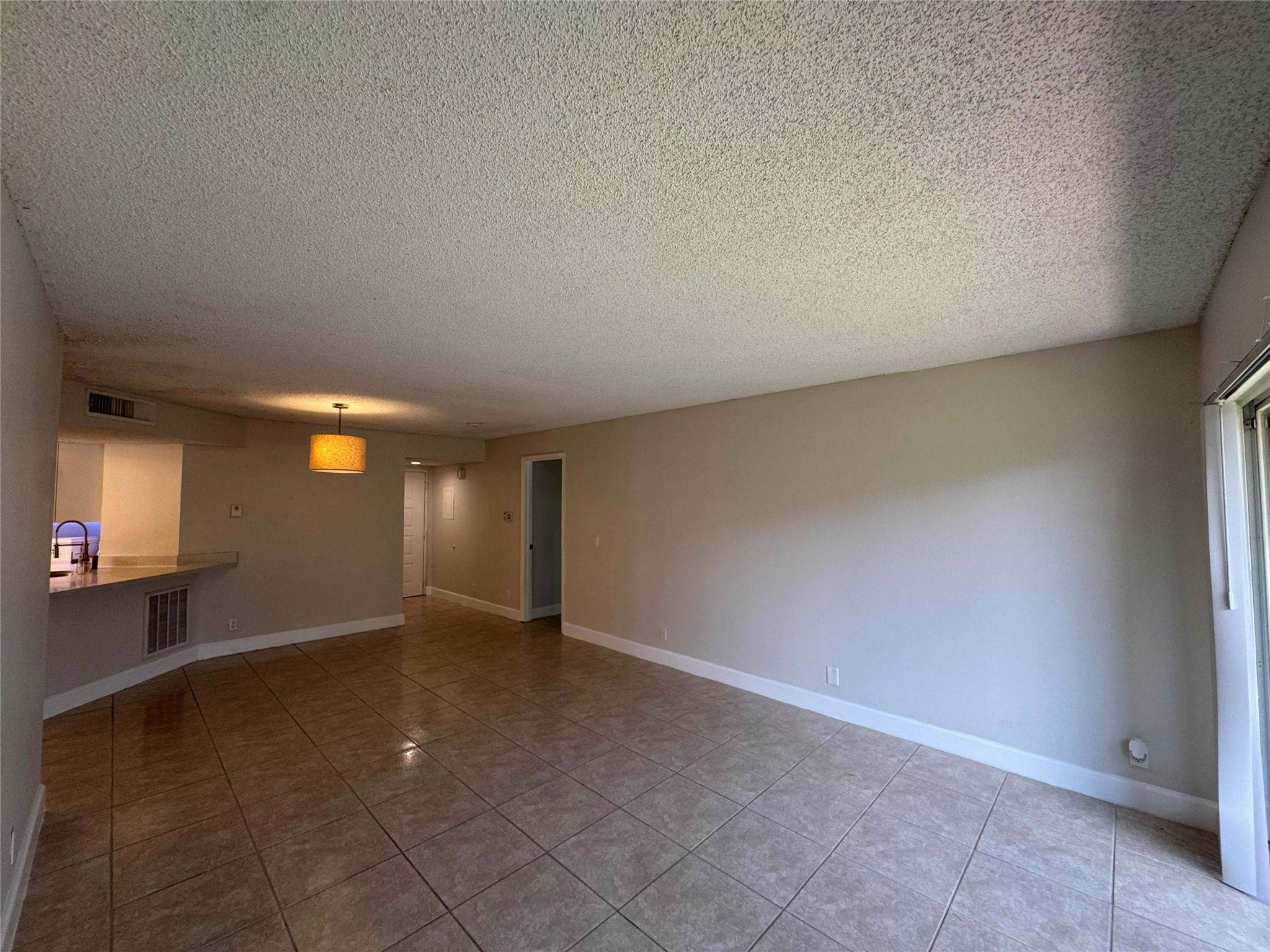 9033 W Wiles Rd 208