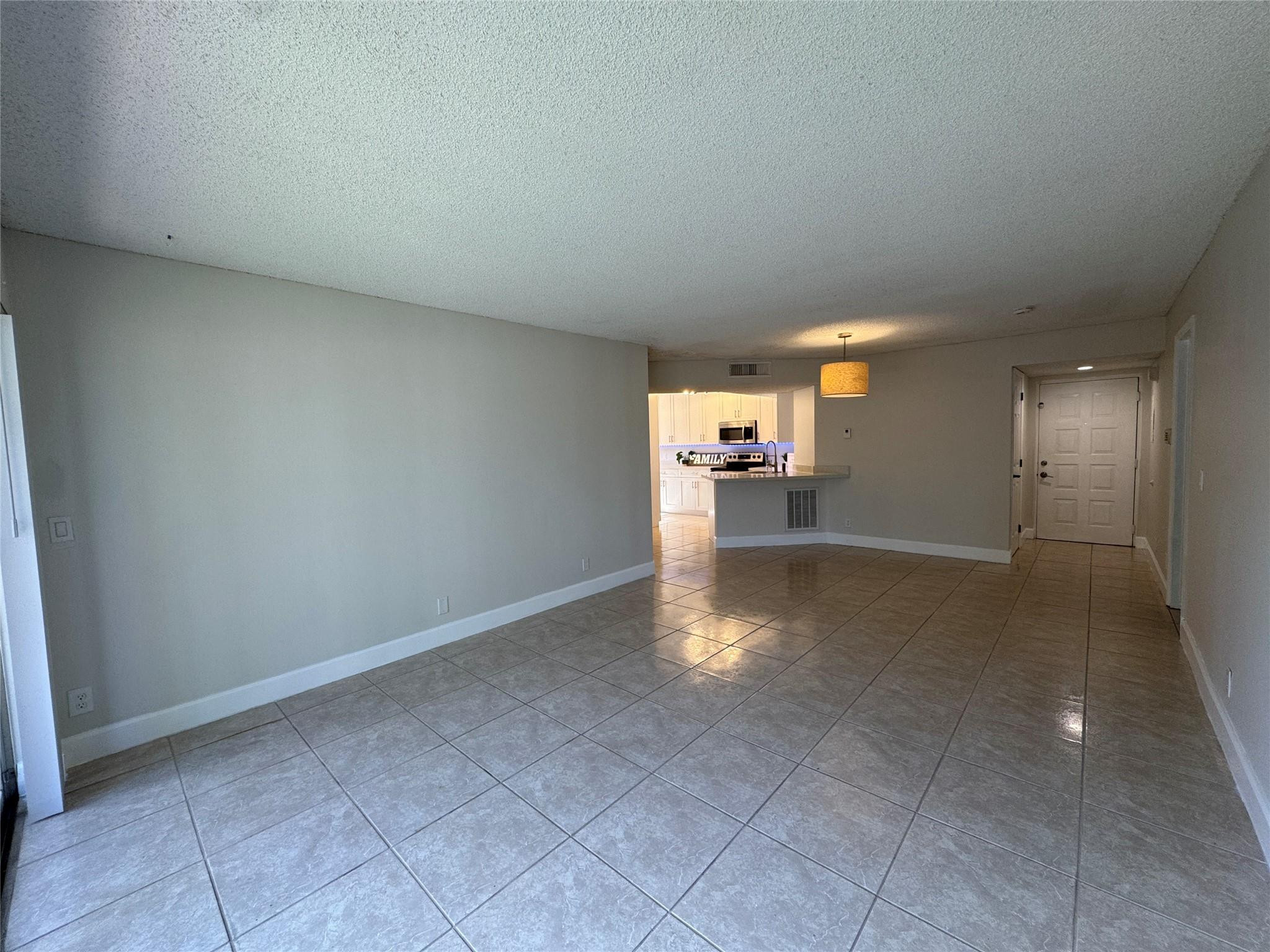 9033 W Wiles Rd 208