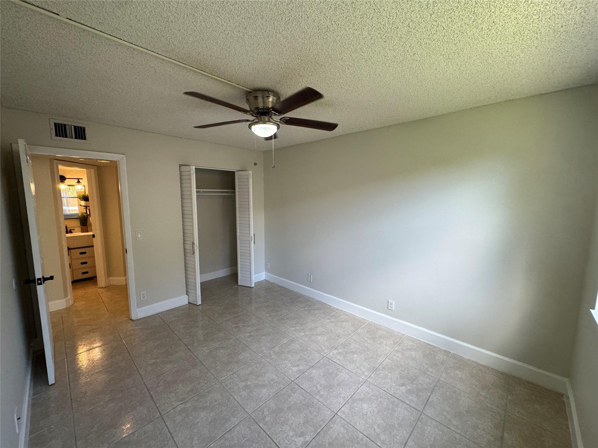 9033 W Wiles Rd 208