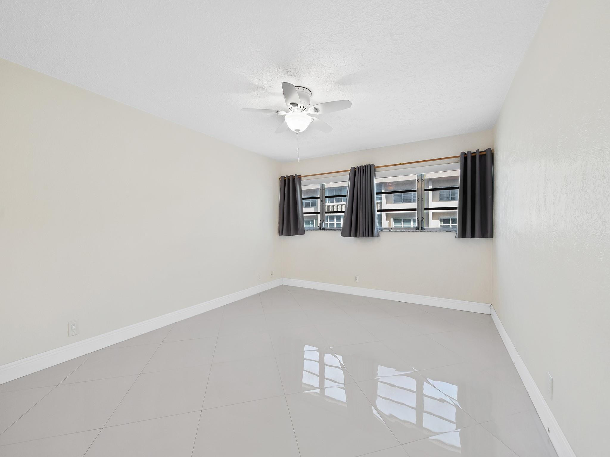 329 SE 3rd Street 305P
