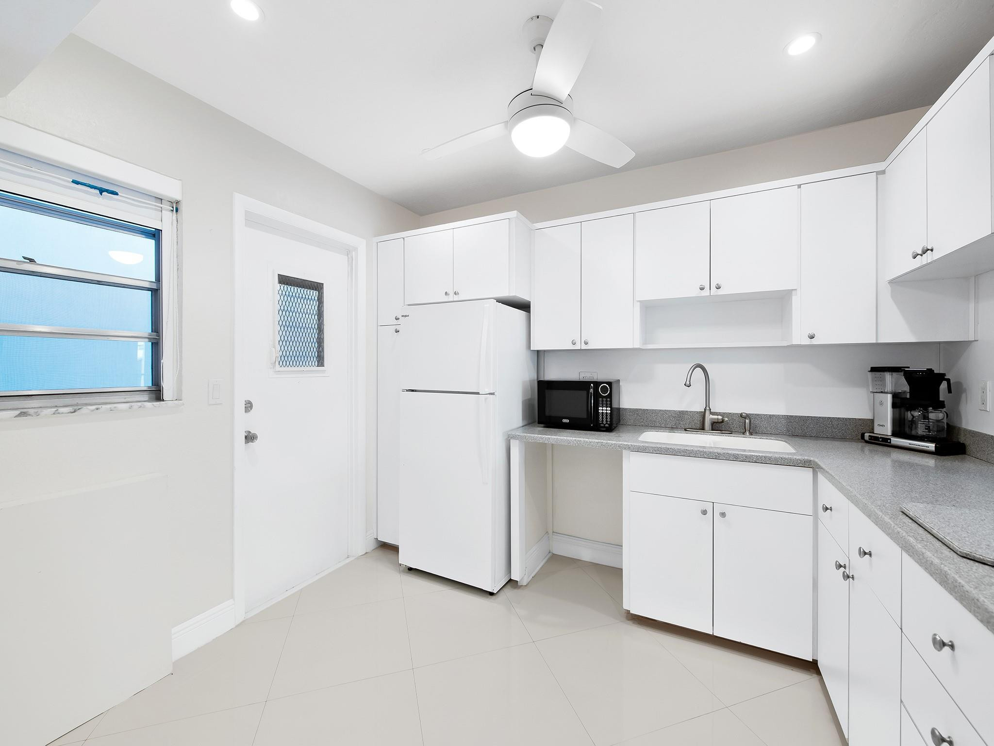 329 SE 3rd Street 305P