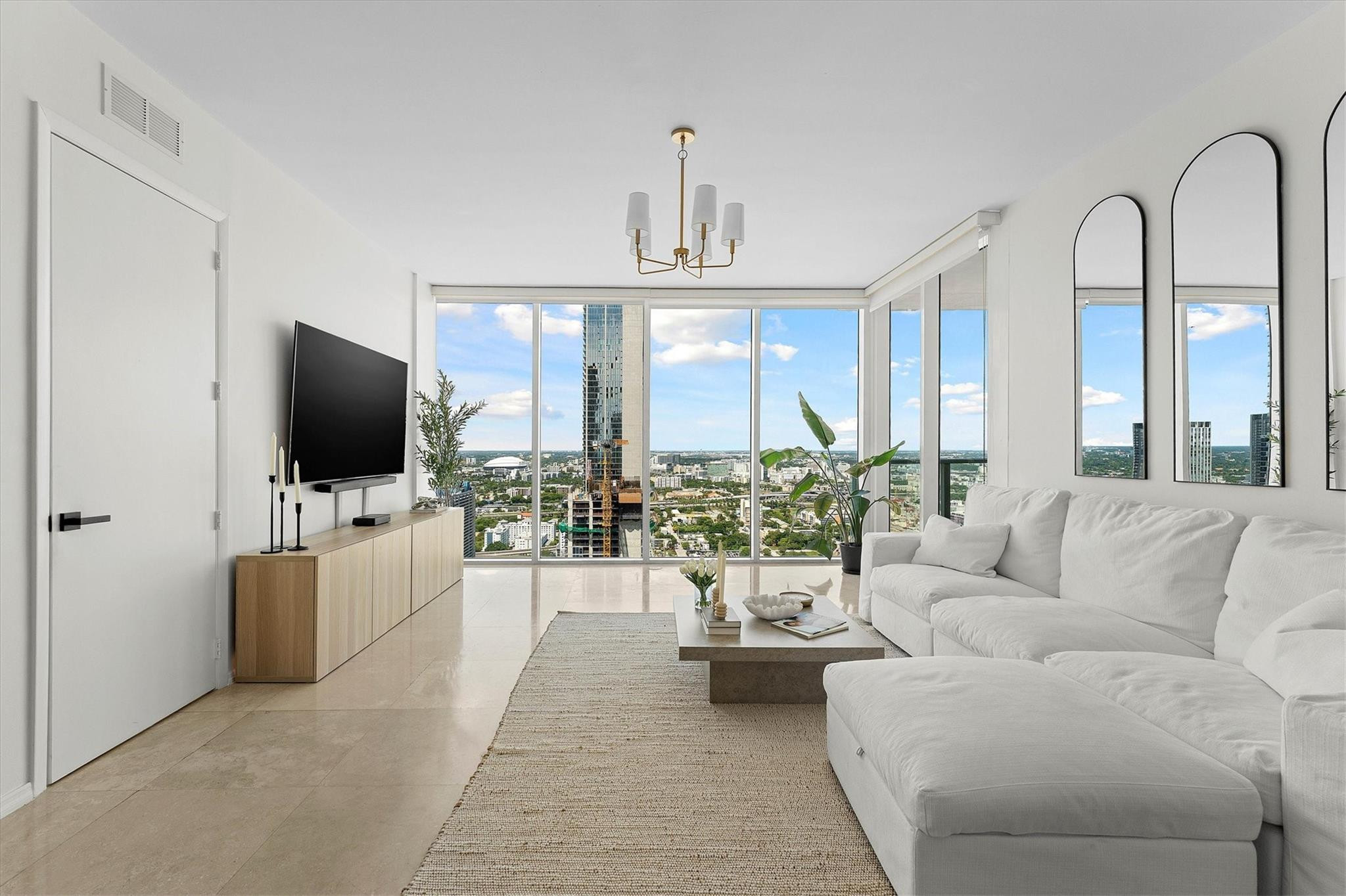 1040 Biscayne Blvd 3906