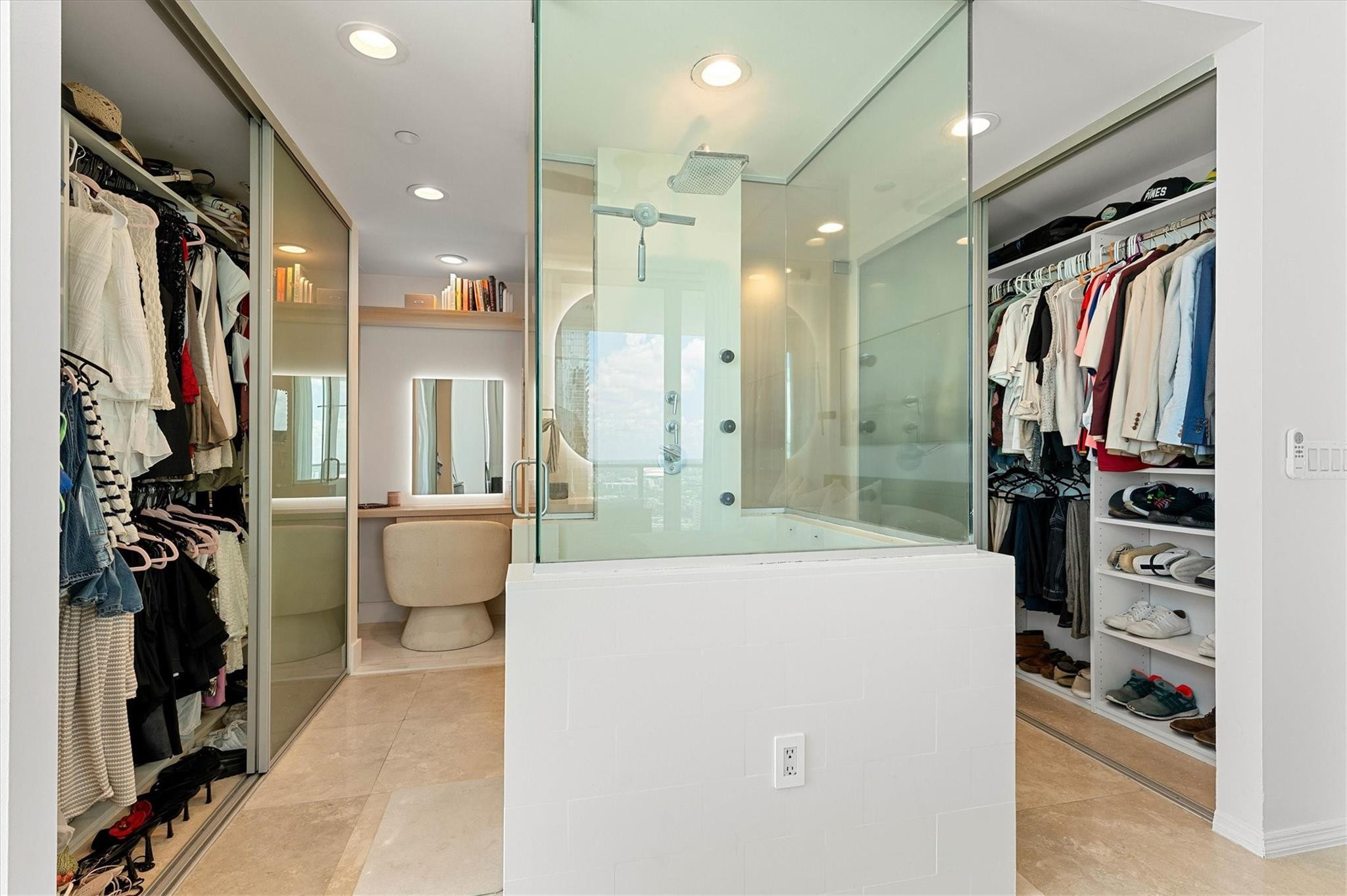 1040 Biscayne Blvd 3906