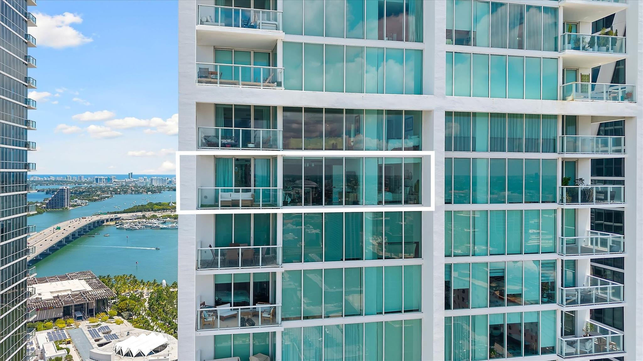 1040 Biscayne Blvd 3906