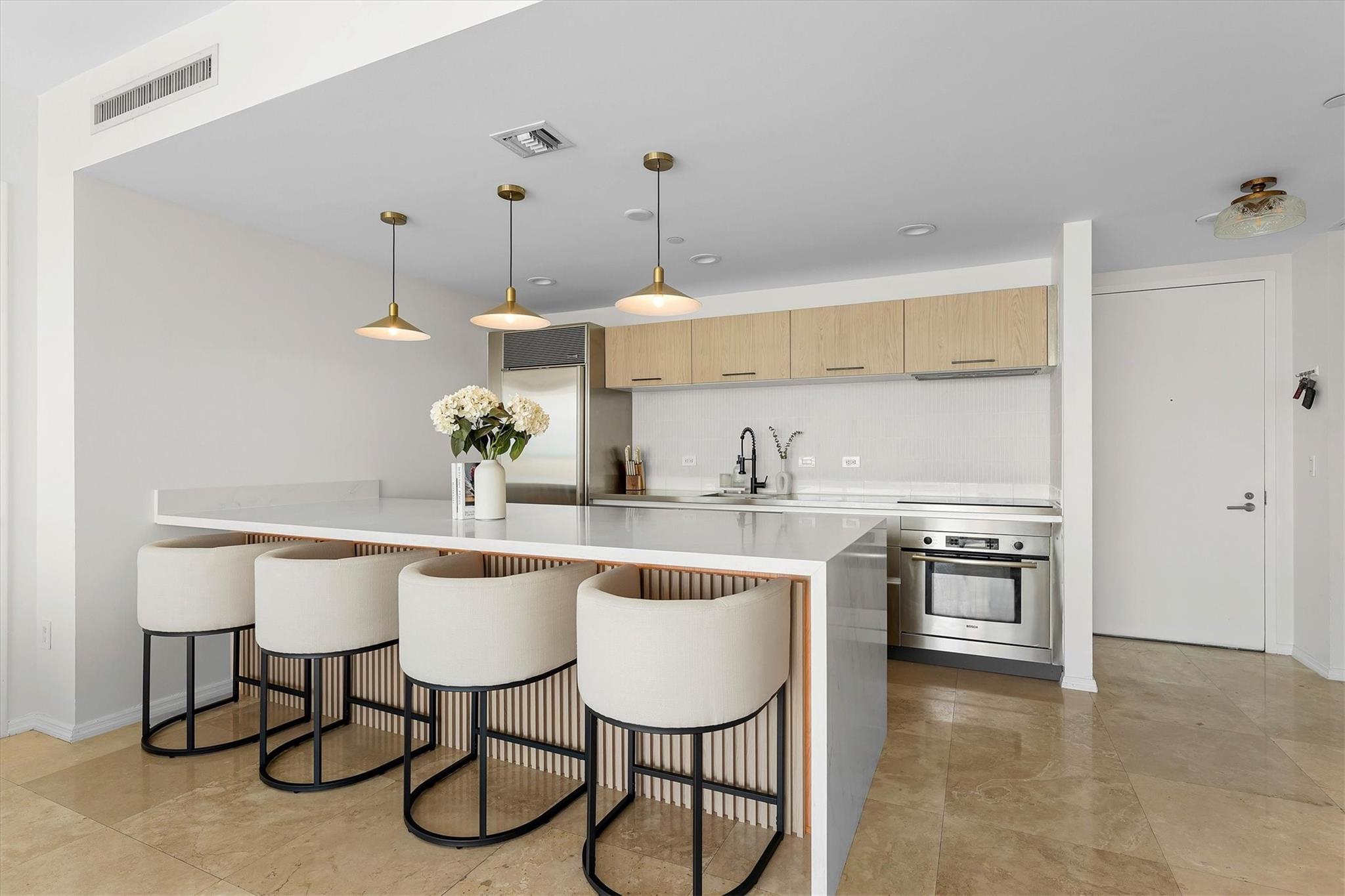 1040 Biscayne Blvd 3906