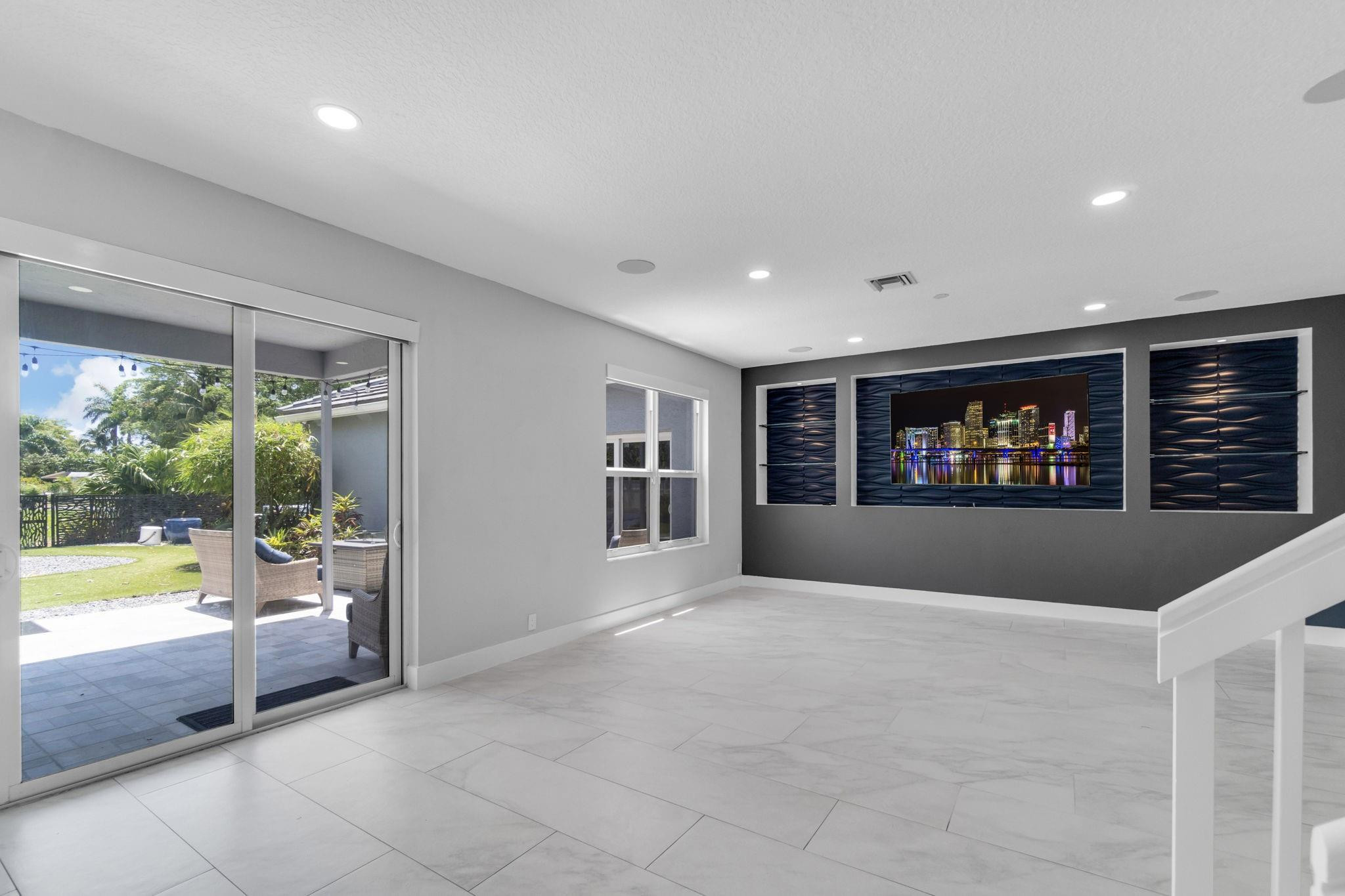9192 Picot Ct