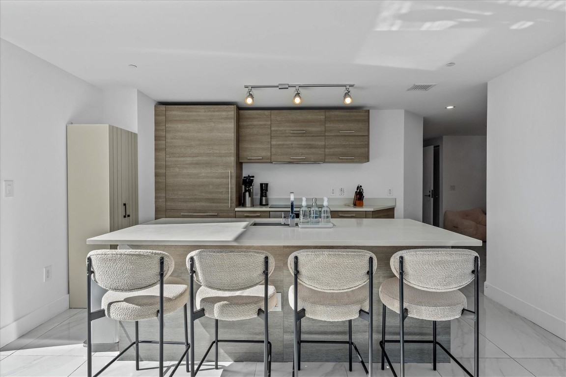 650 NE 32nd Street 4501