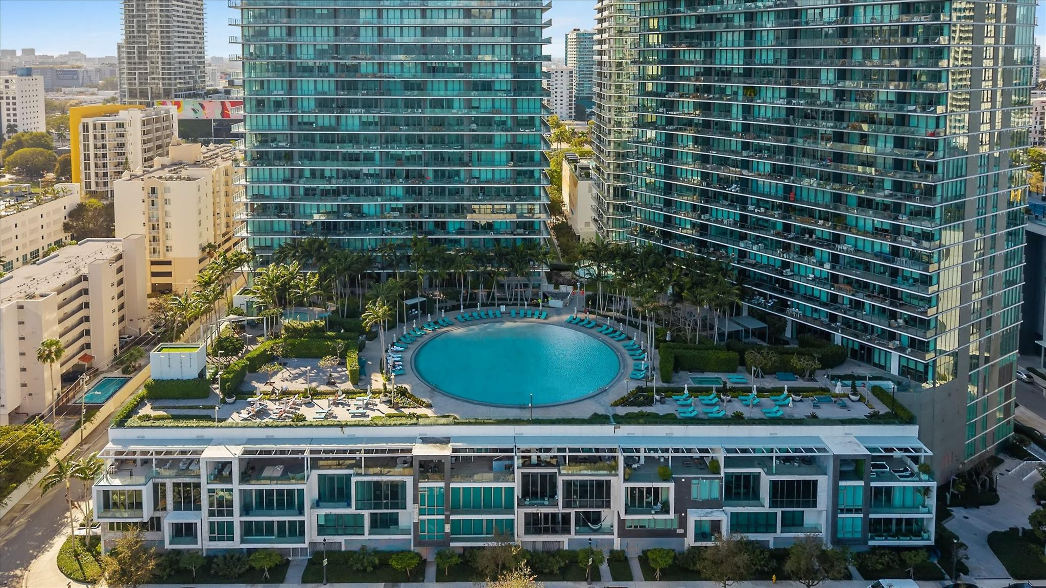 650 NE 32nd Street 4501