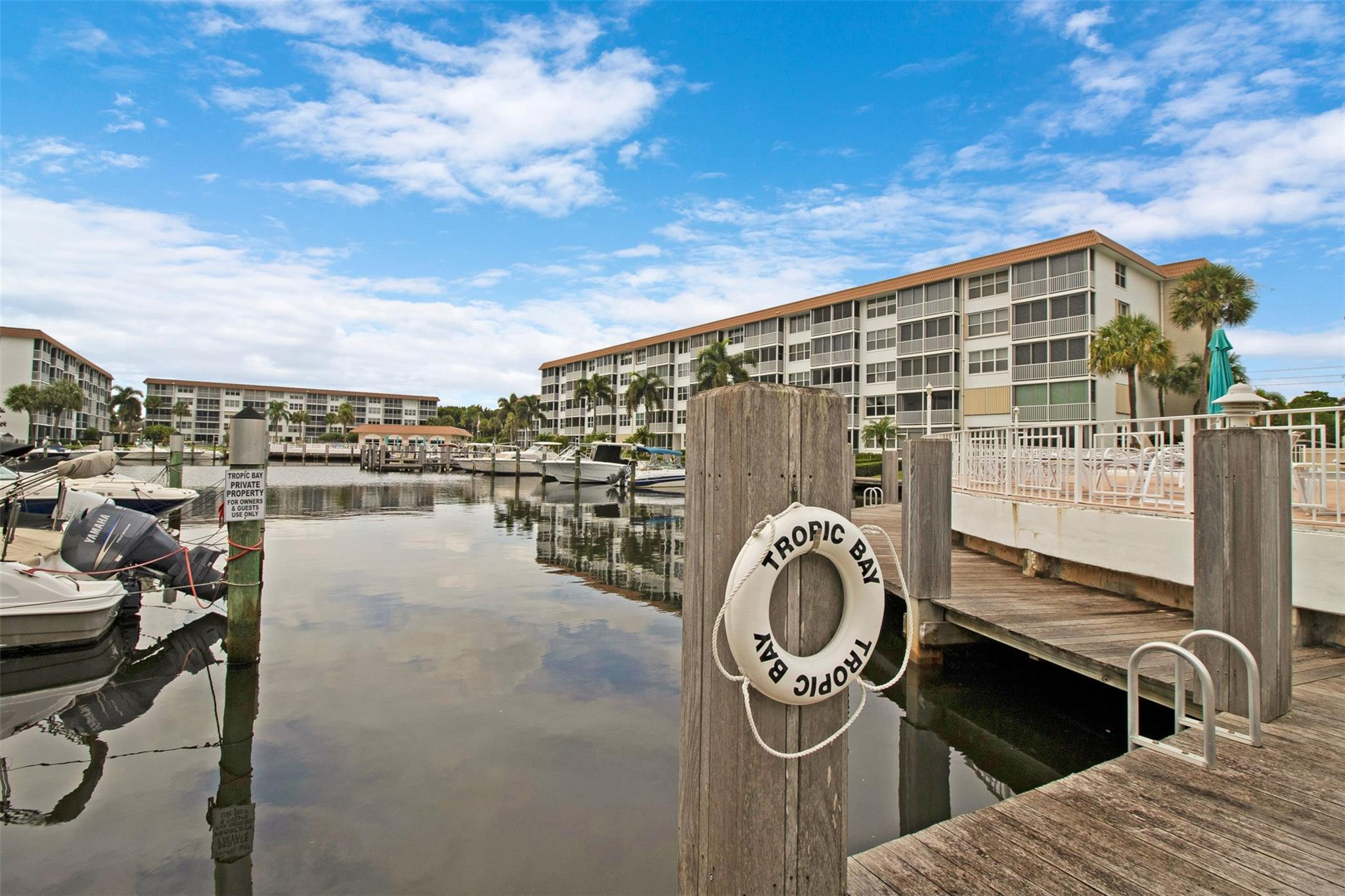 2525 Florida Boulevard 431