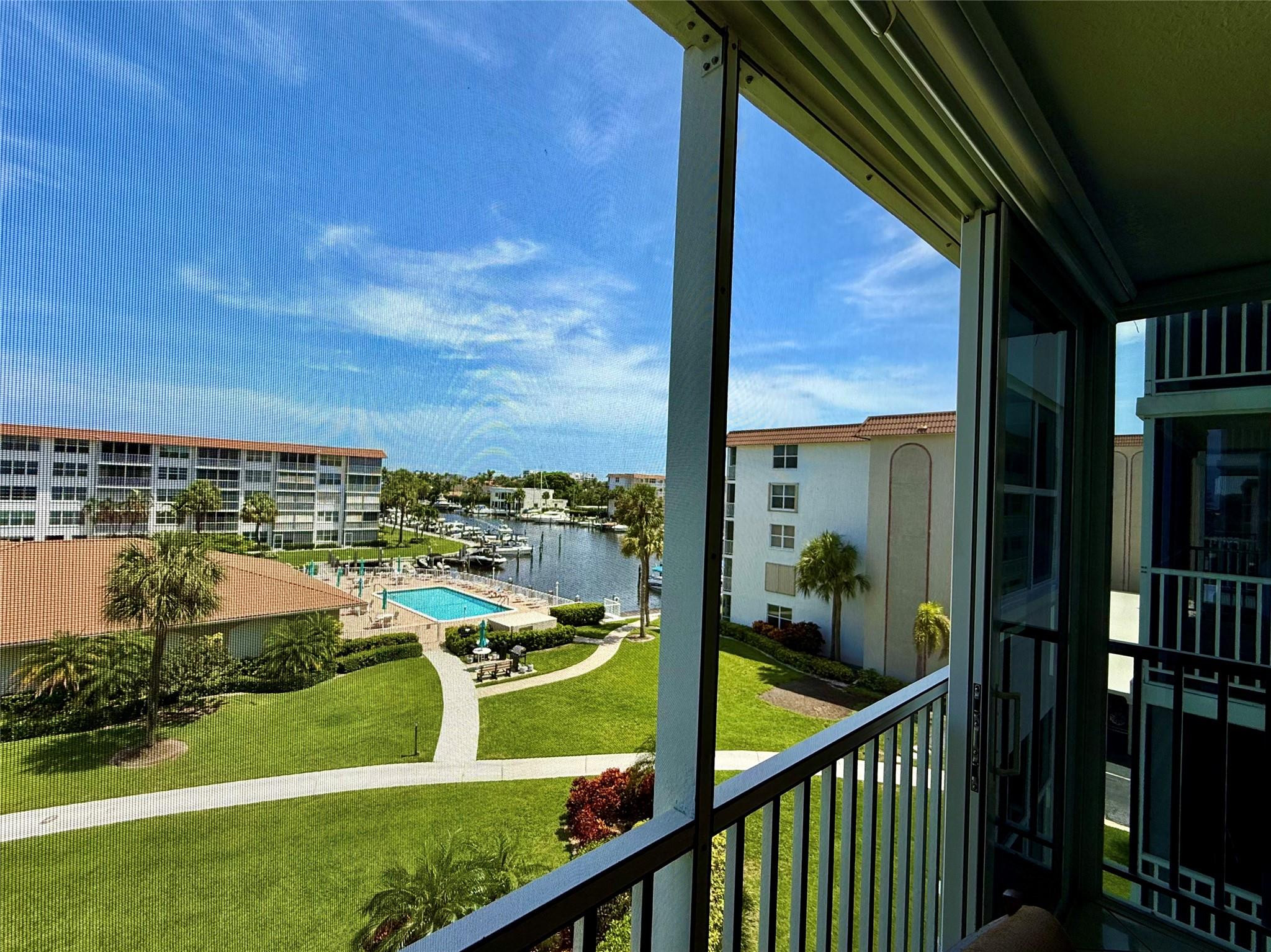 2525 Florida Boulevard 431
