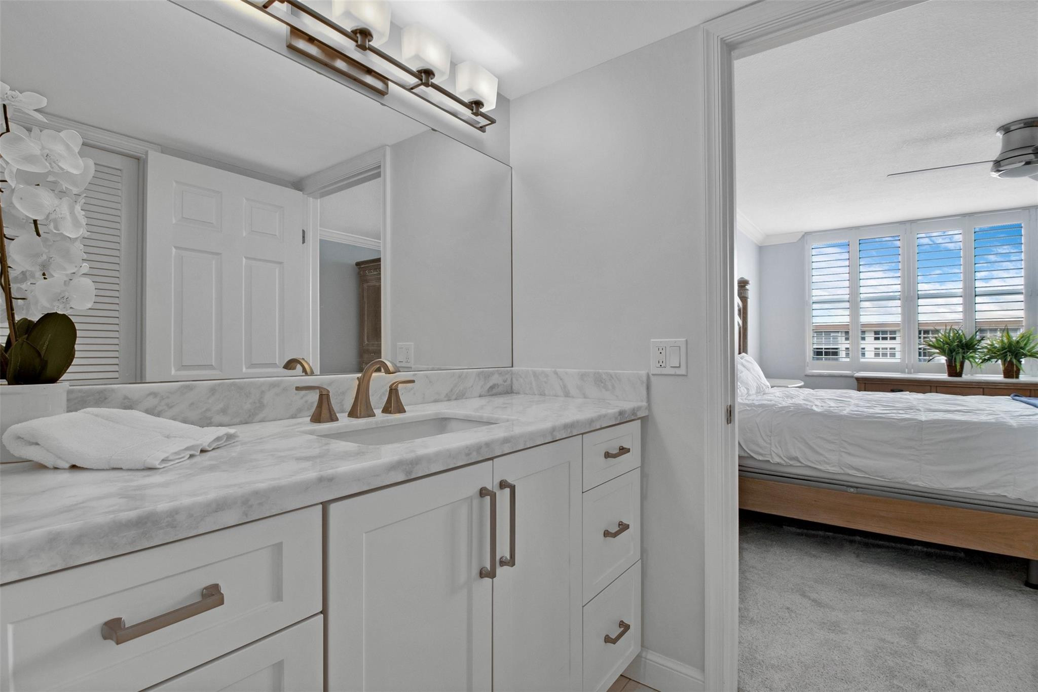 2525 Florida Boulevard 431