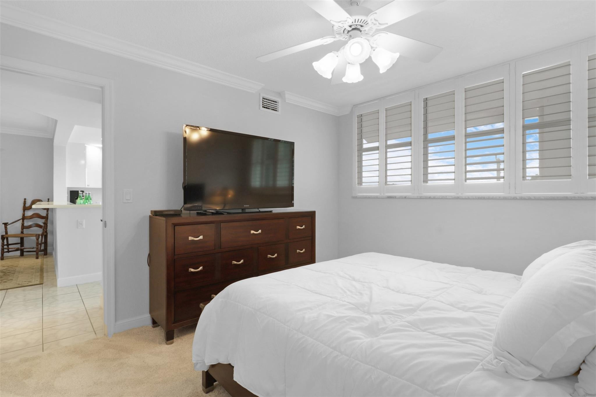 2525 Florida Boulevard 431