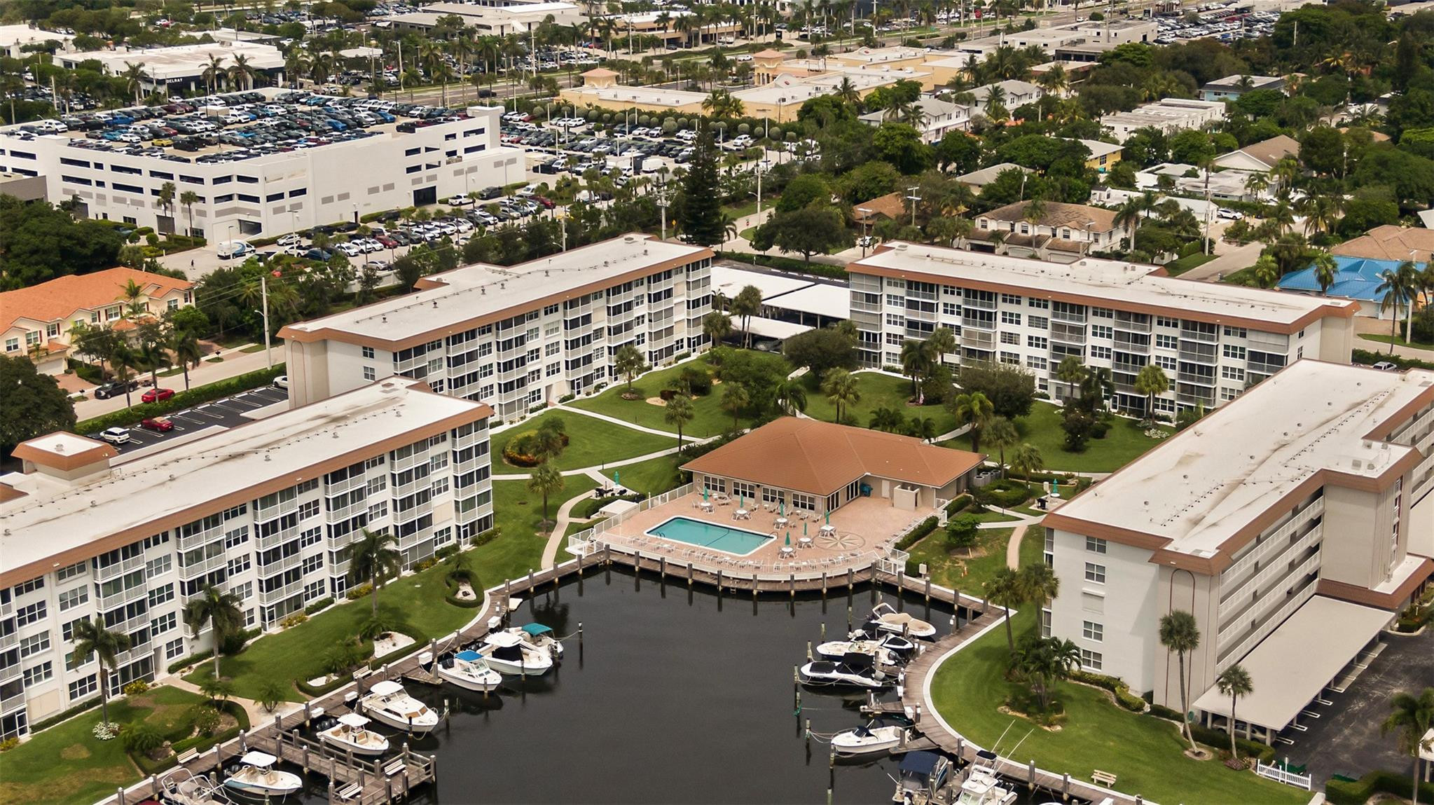 2525 Florida Boulevard 431