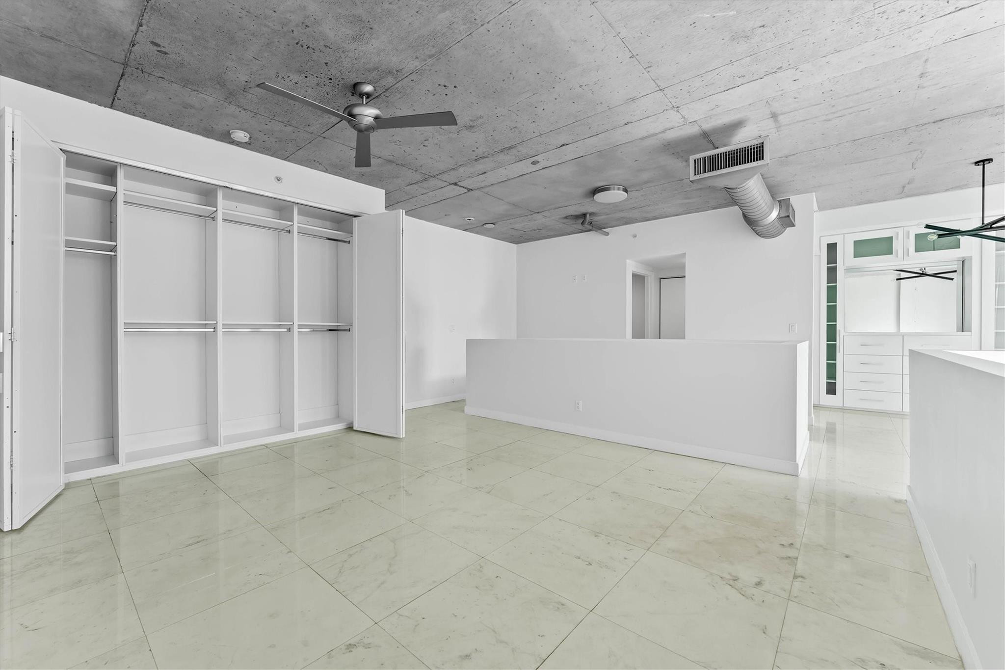 690 SW 1st Ct 3114