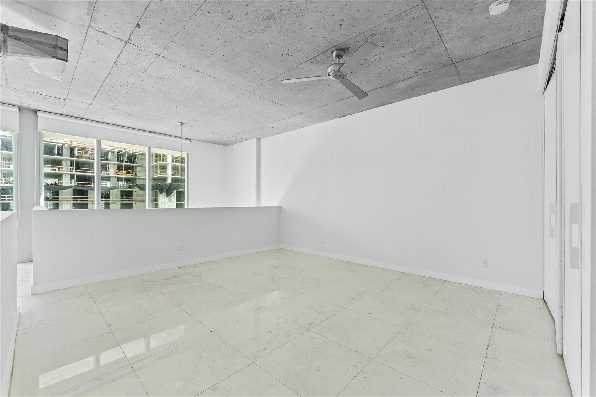 690 SW 1st Ct 3114