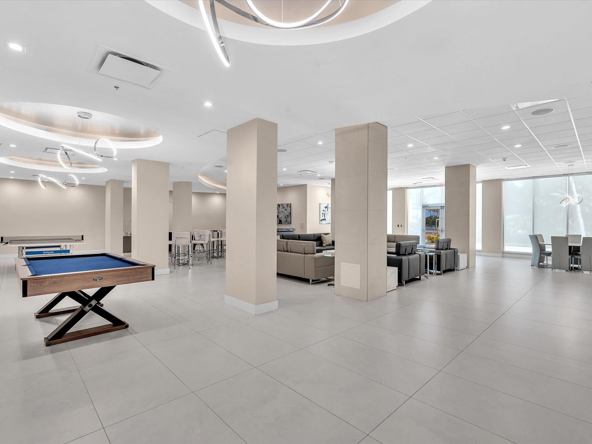 3001 S Ocean Dr 943