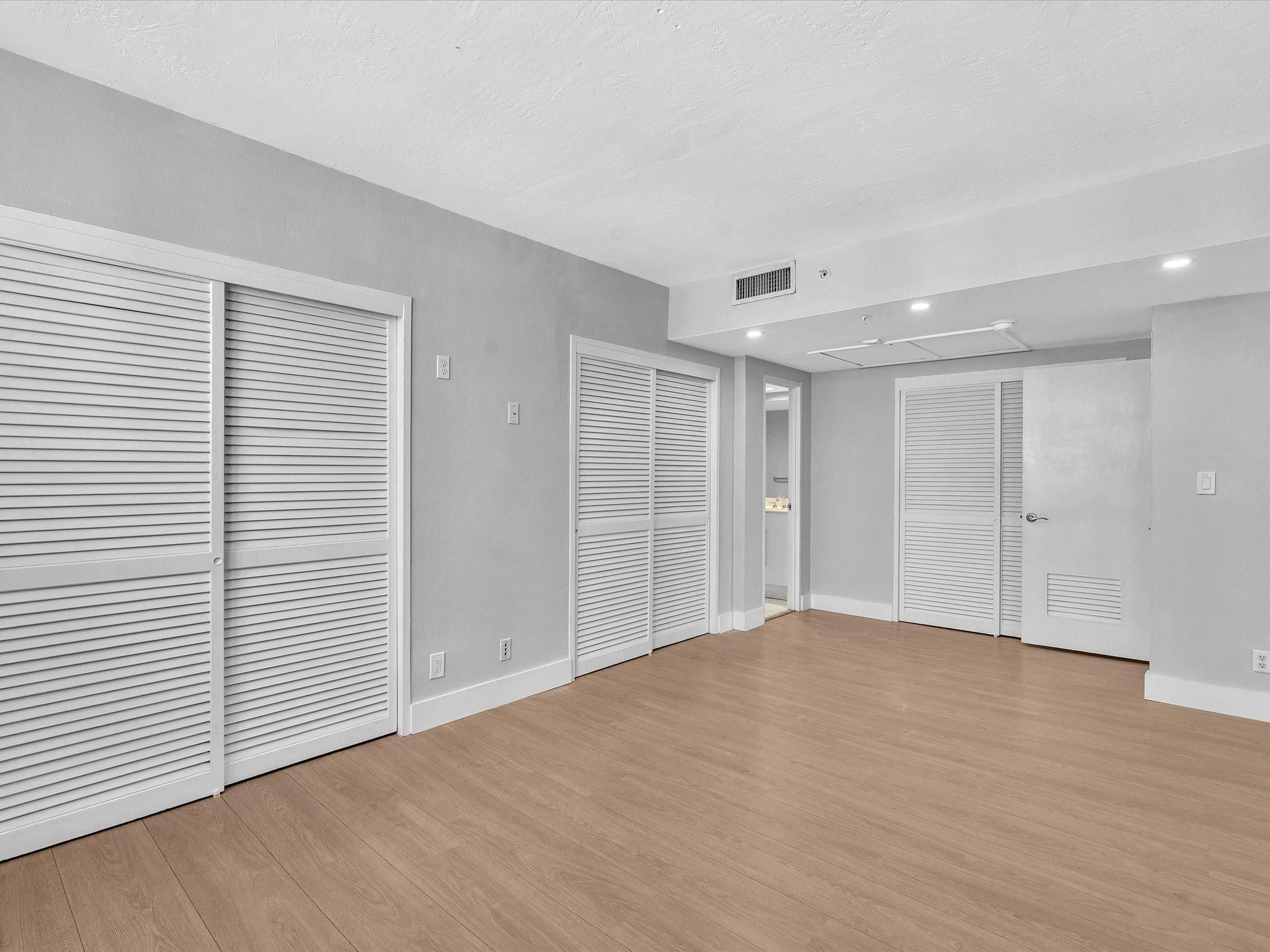 3001 S Ocean Dr 943