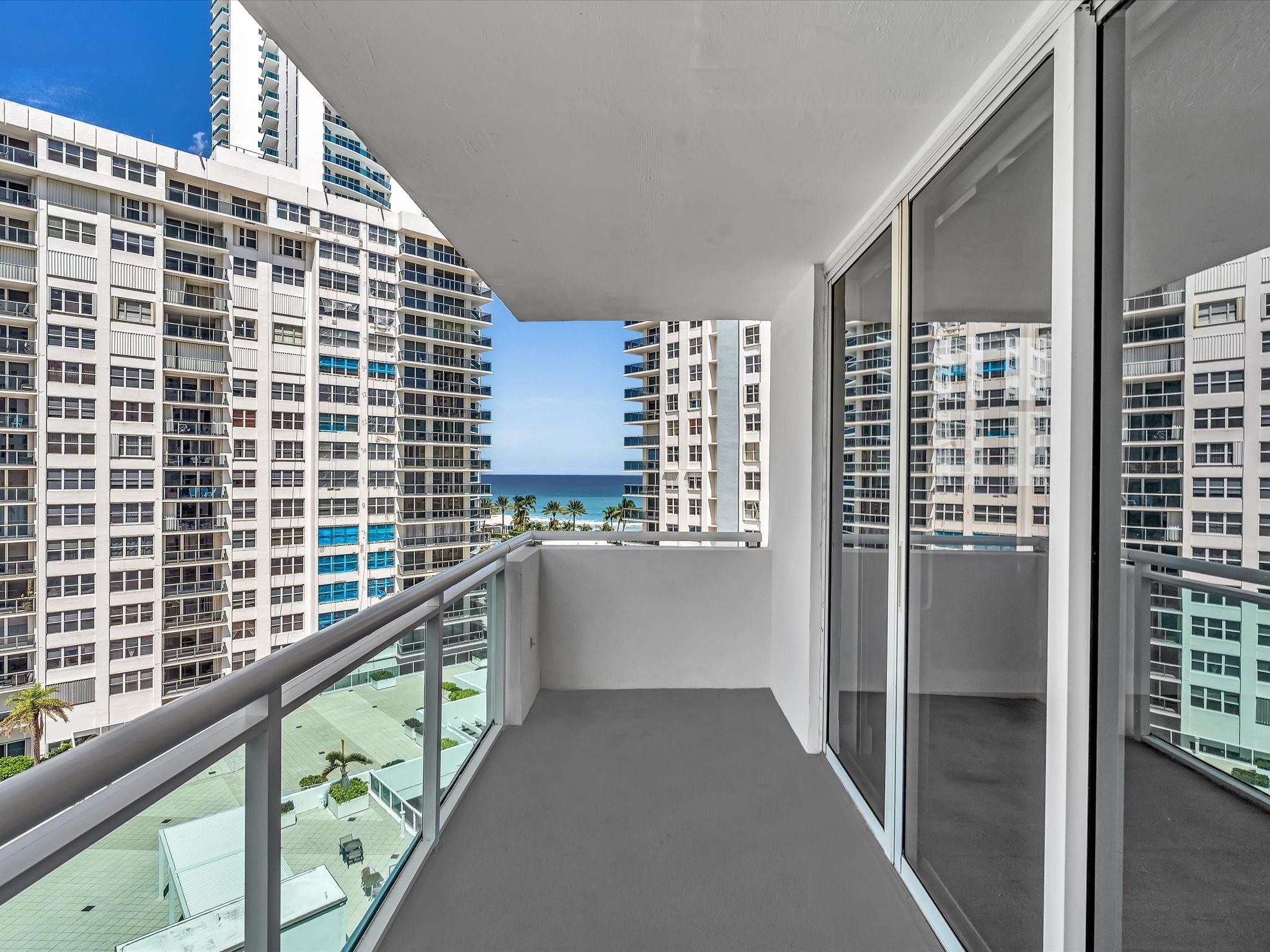 3001 S Ocean Dr 943