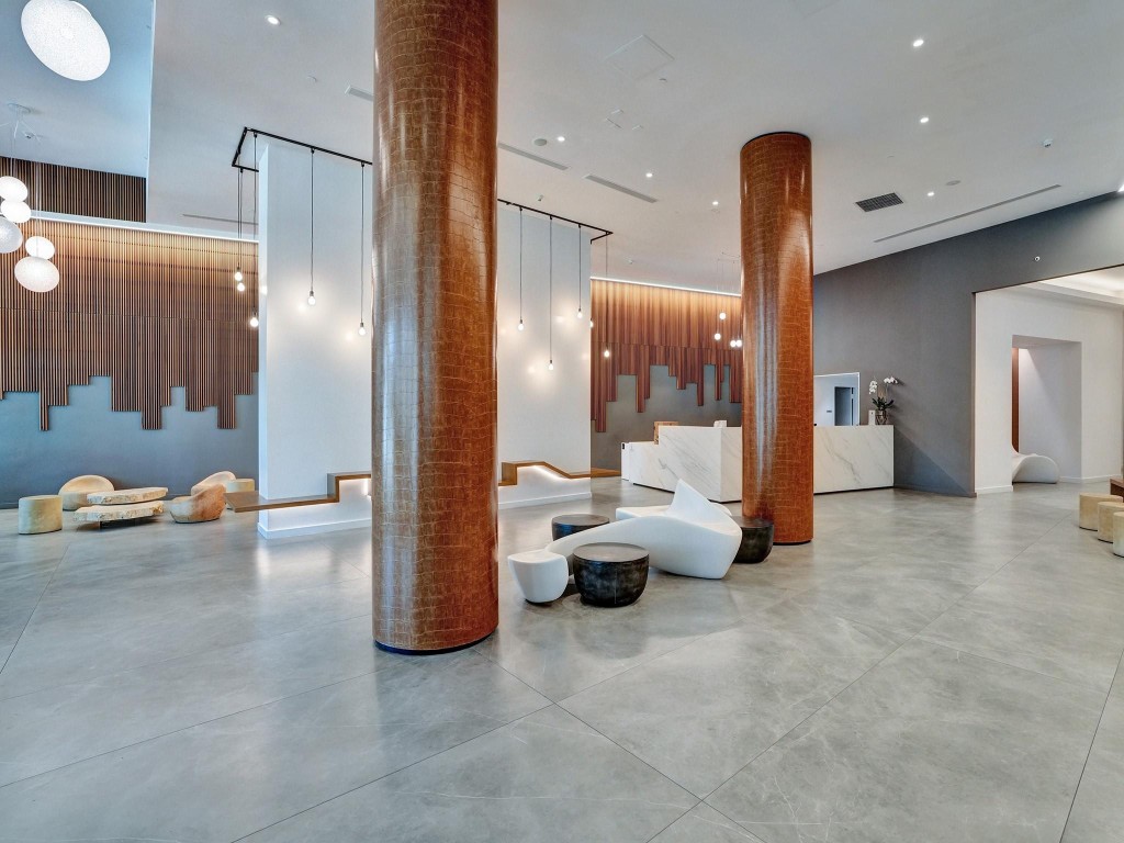 350 S Miami Ave 2805