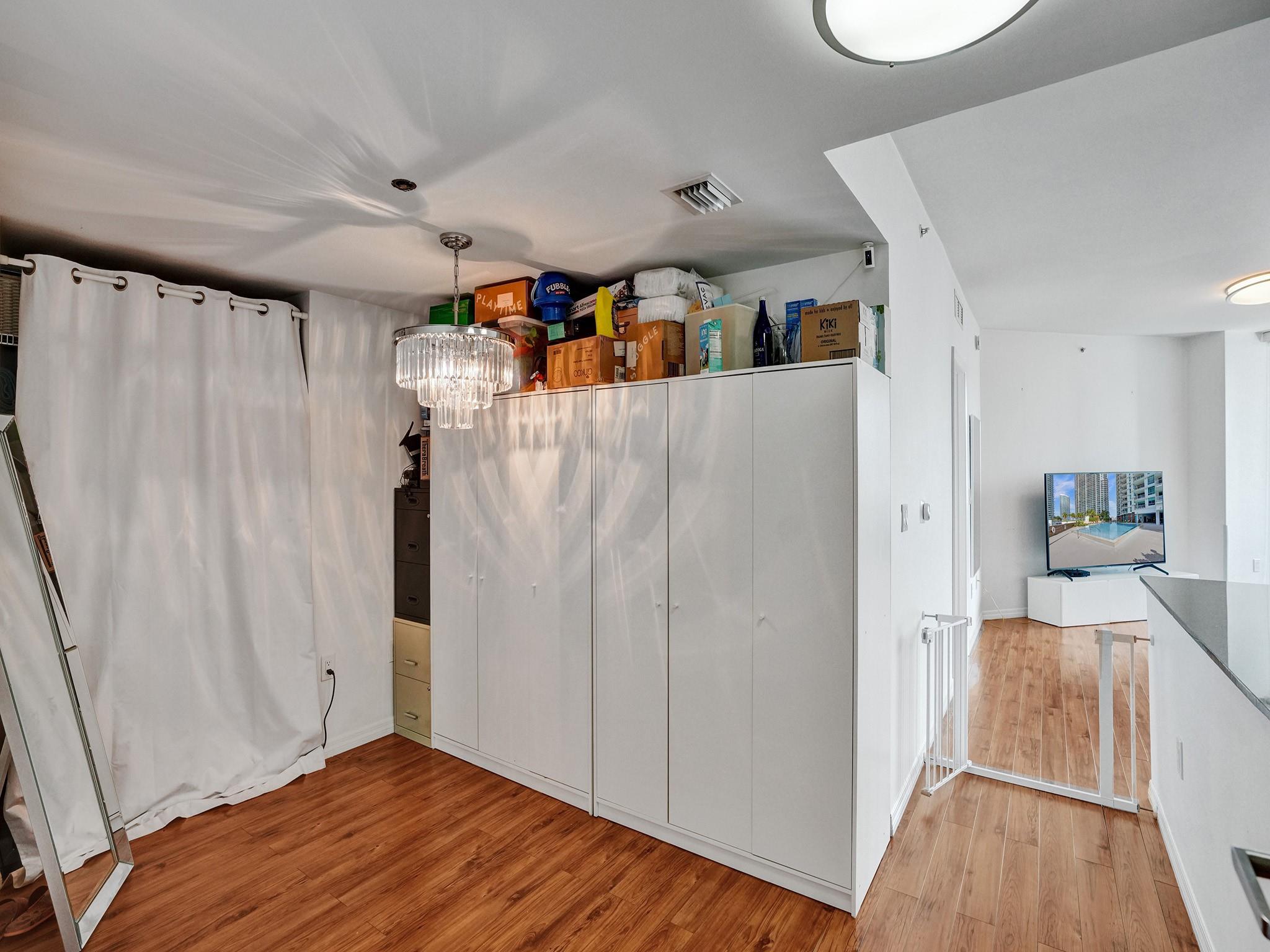 350 S Miami Ave 2805