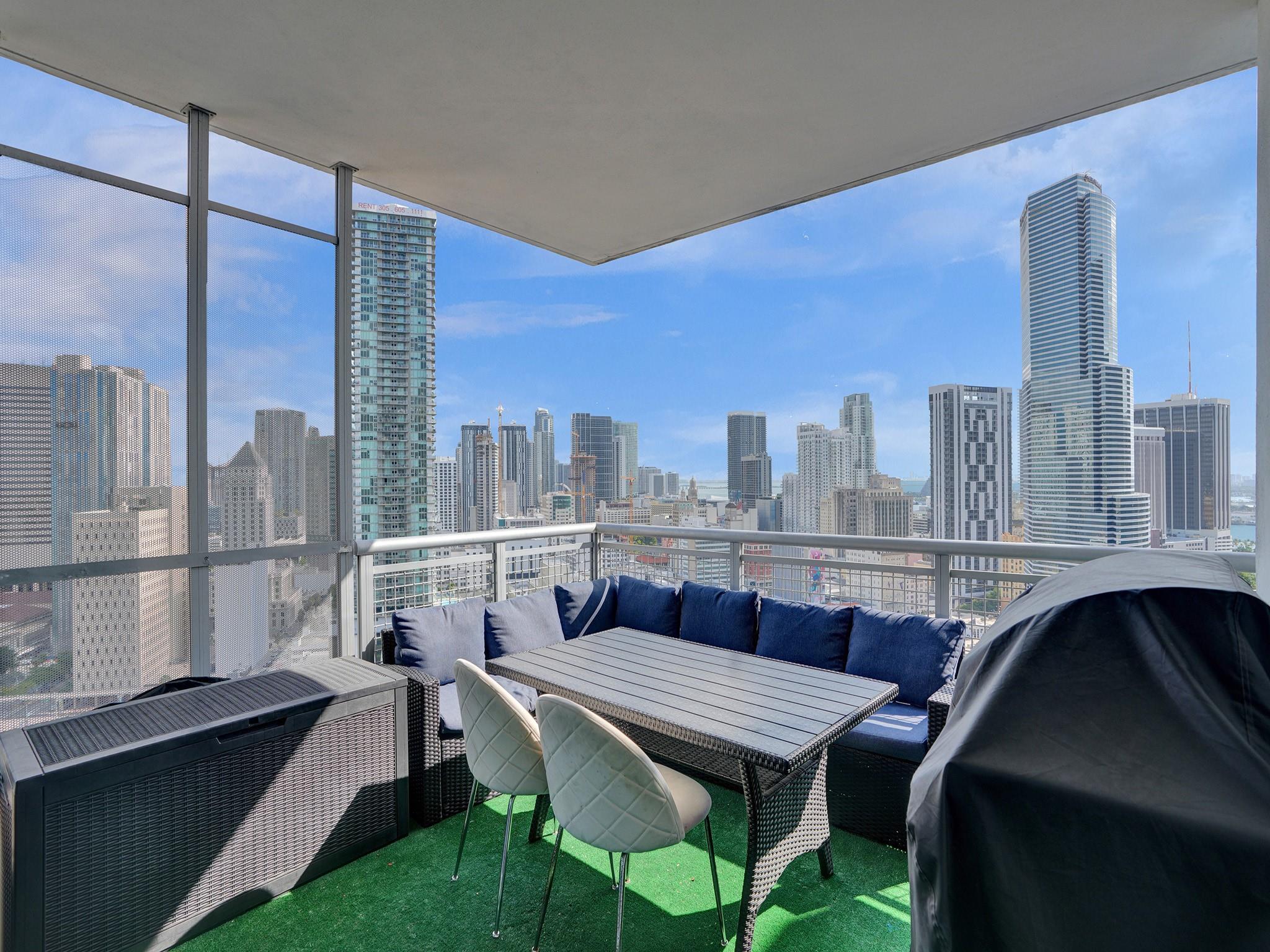 350 S Miami Ave 2805