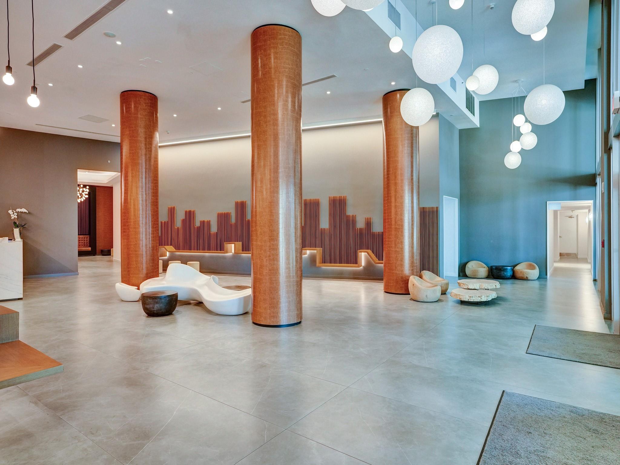 350 S Miami Ave 2805