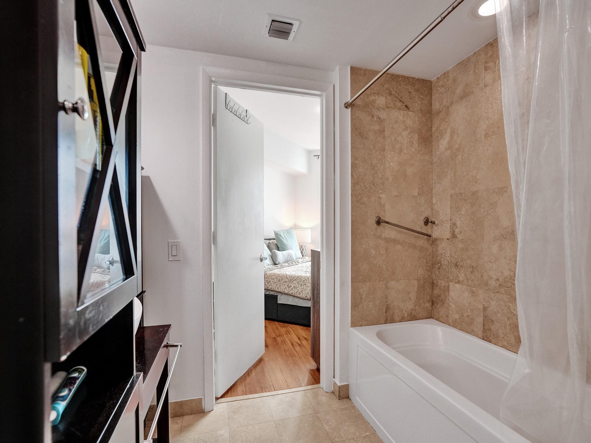 350 S Miami Ave 2805