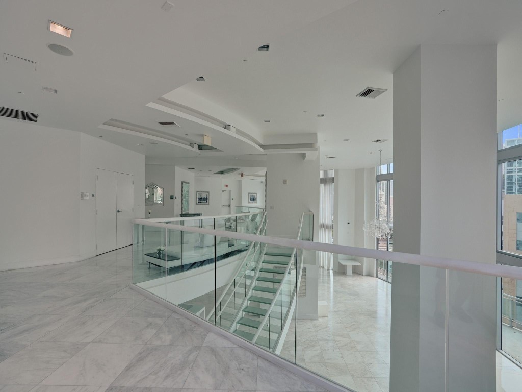 350 S Miami Ave 2805