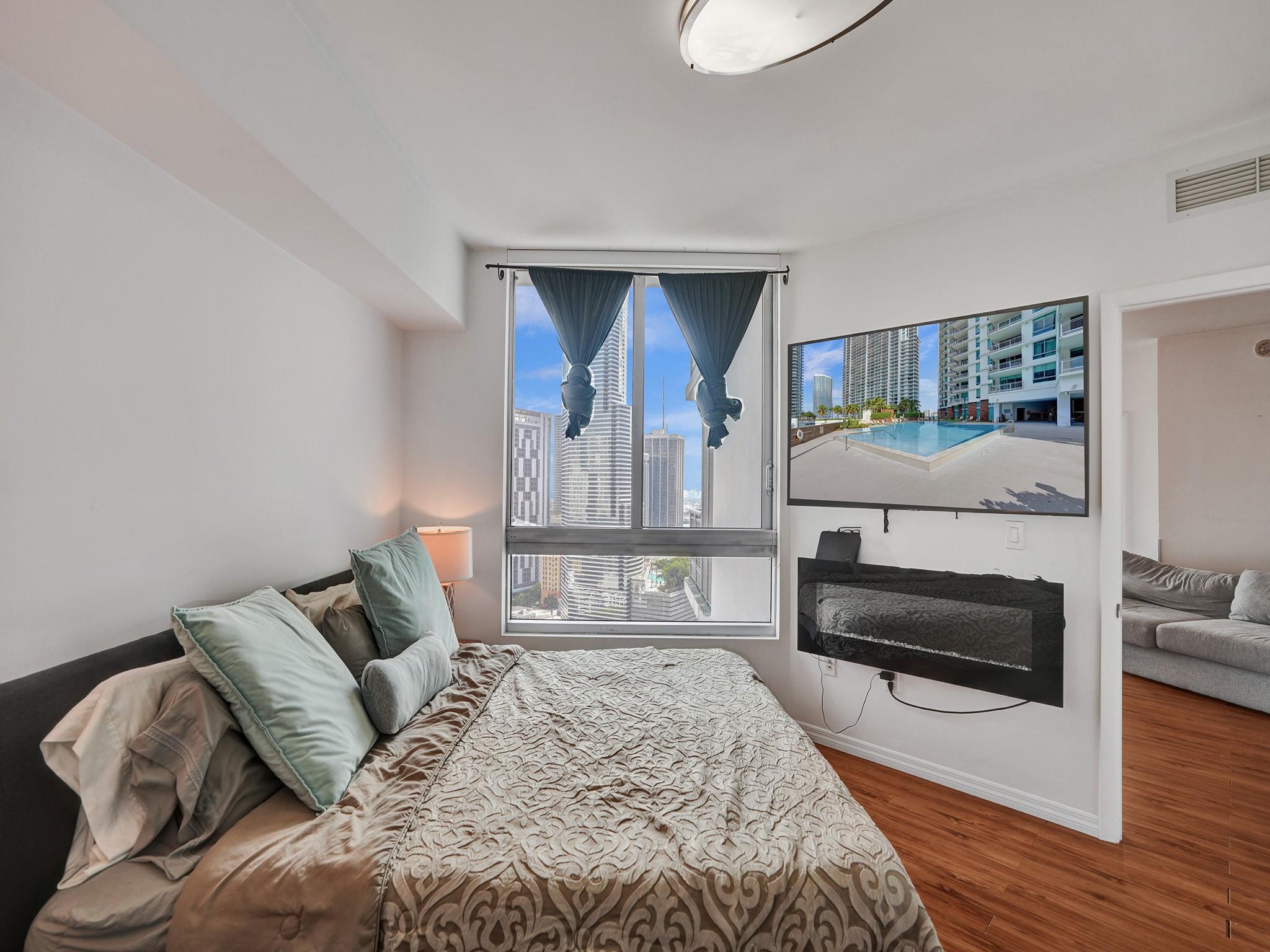 350 S Miami Ave 2805