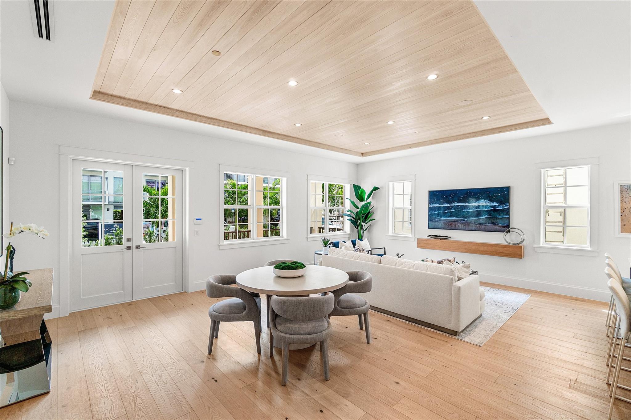 136 SE 1st Ave | Magnolia Place Downtown | Delray Beach