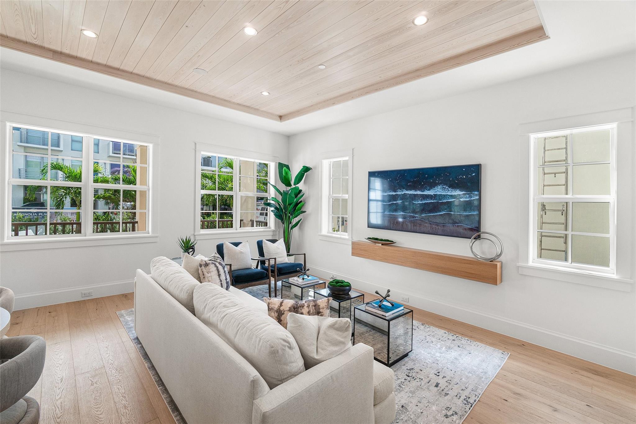 136 SE 1st Ave | Magnolia Place Downtown | Delray Beach